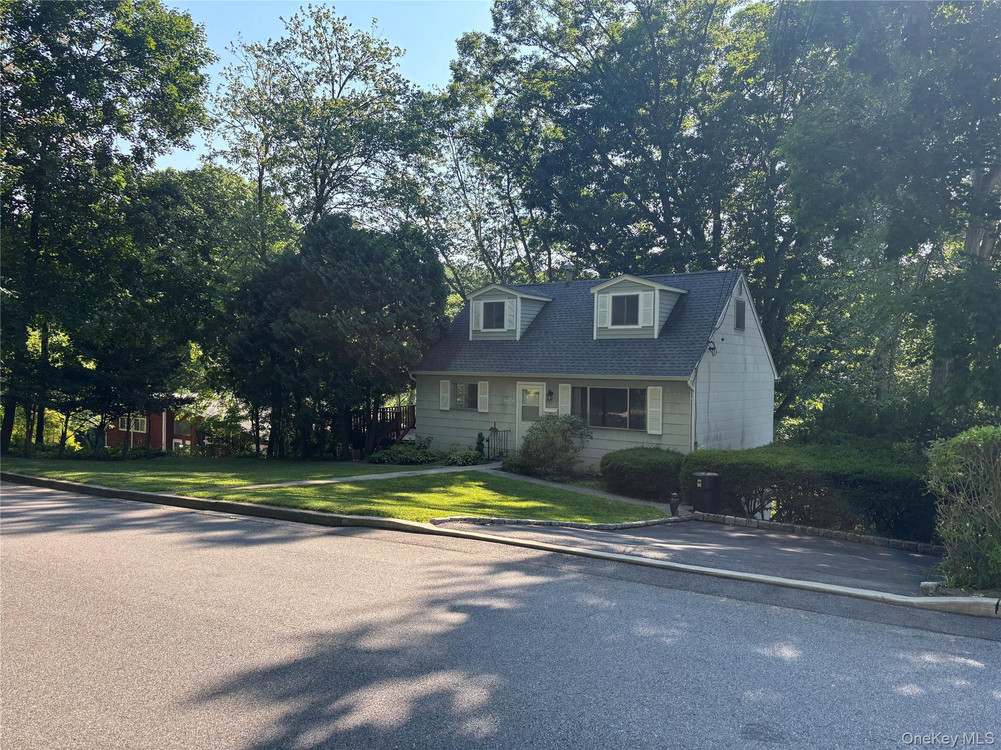 2nd image of 76 Beverly Rd, Mount Kisco, NY 10549 | MLS# 957556