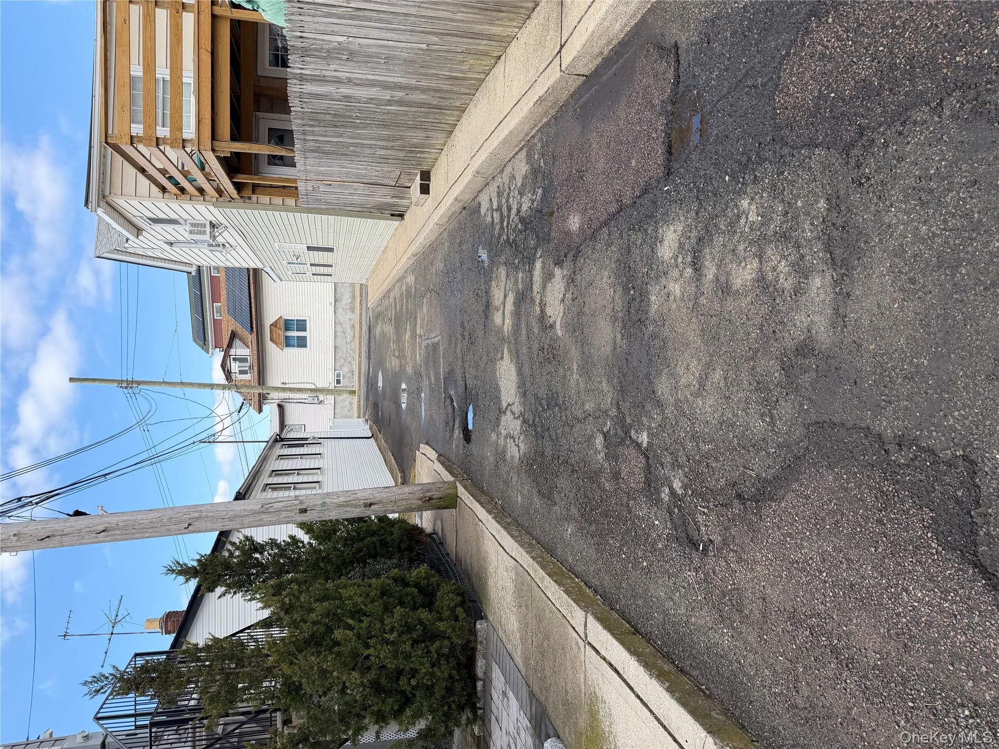 Homes for sale in New York, NY | 308 E 8Th Rd, New York, NY 11693 | MLS# 957771