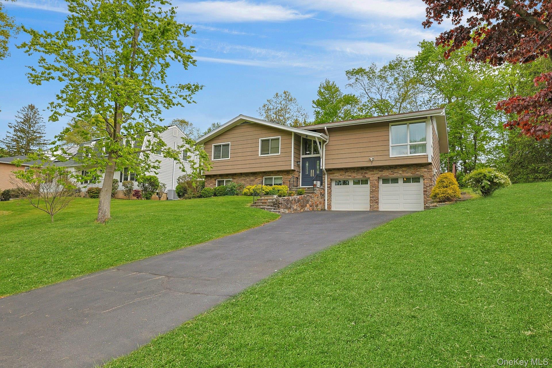 4th image of 7 Lorenz Dr, Valhalla, NY 10595 | MLS# 958018