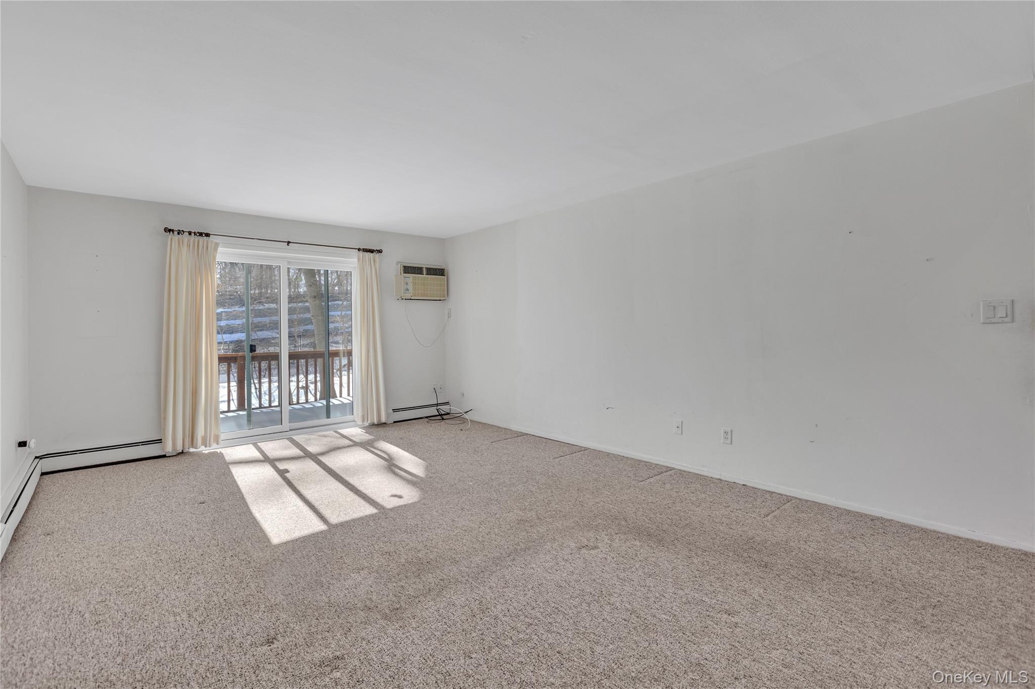 Homes for sale in Smithtown, NY | 1055 Village Dr #1055, Smithtown, NY 11788 | MLS# 958803