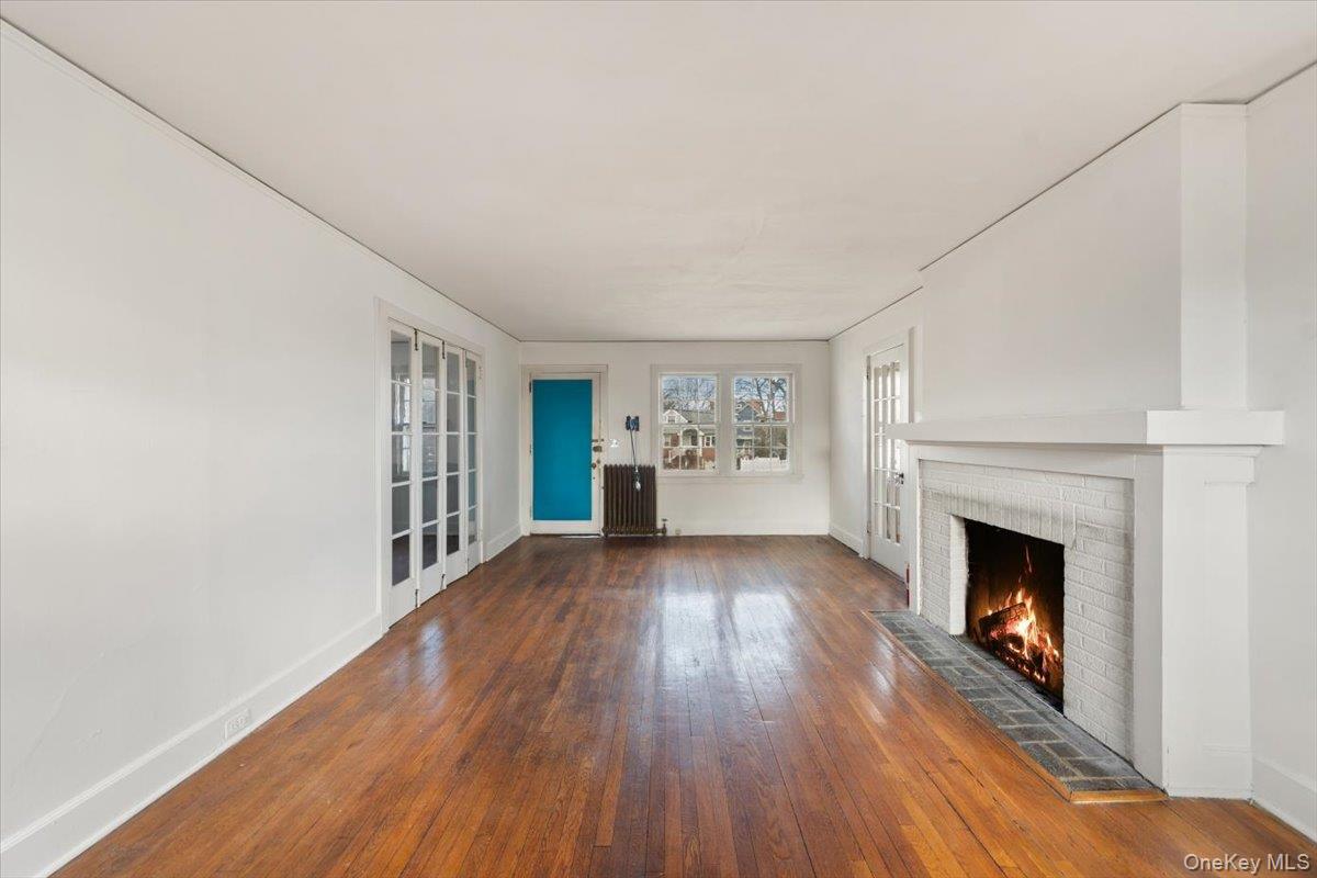 Homes for sale in New York, NY | 310 W 263Rd St, New York, NY 10471 | MLS# 959723