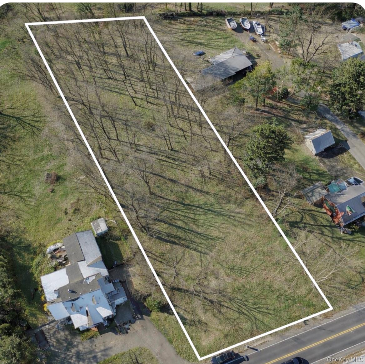 3rd image of 78 Cuba Hill Rd, Huntington, NY 11740 | MLS# 960299