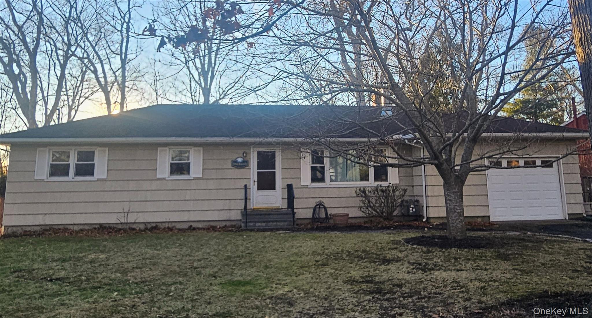 2nd image of 290 Gull Pond Ln, Southold, NY 11944 | MLS# 960613