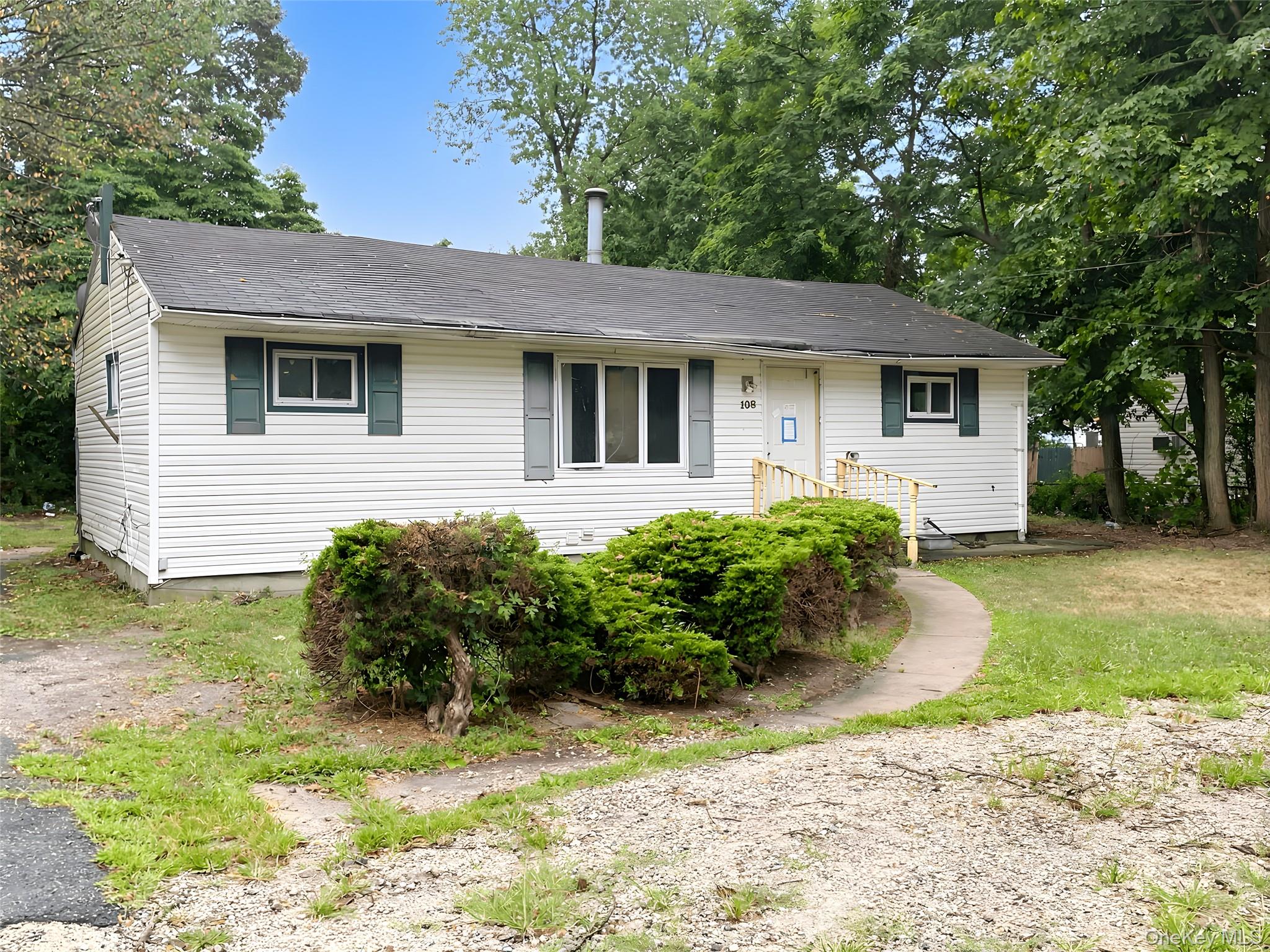 Homes for sale in Islip, NY | 108 Suffolk Ave, Islip, NY 11717 | MLS# 960954