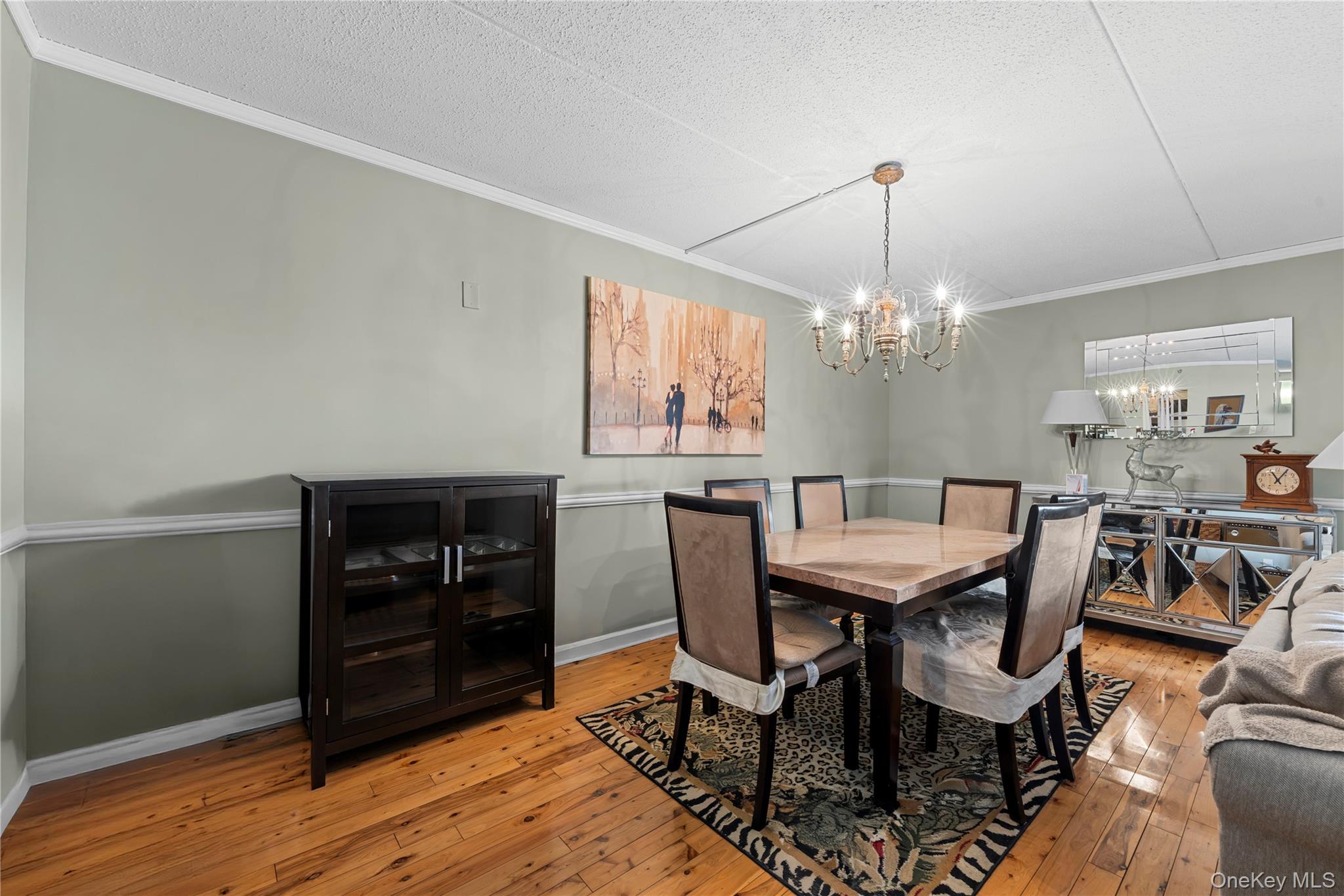 5th image of 136 Bch 117Th St, New York, NY 11694