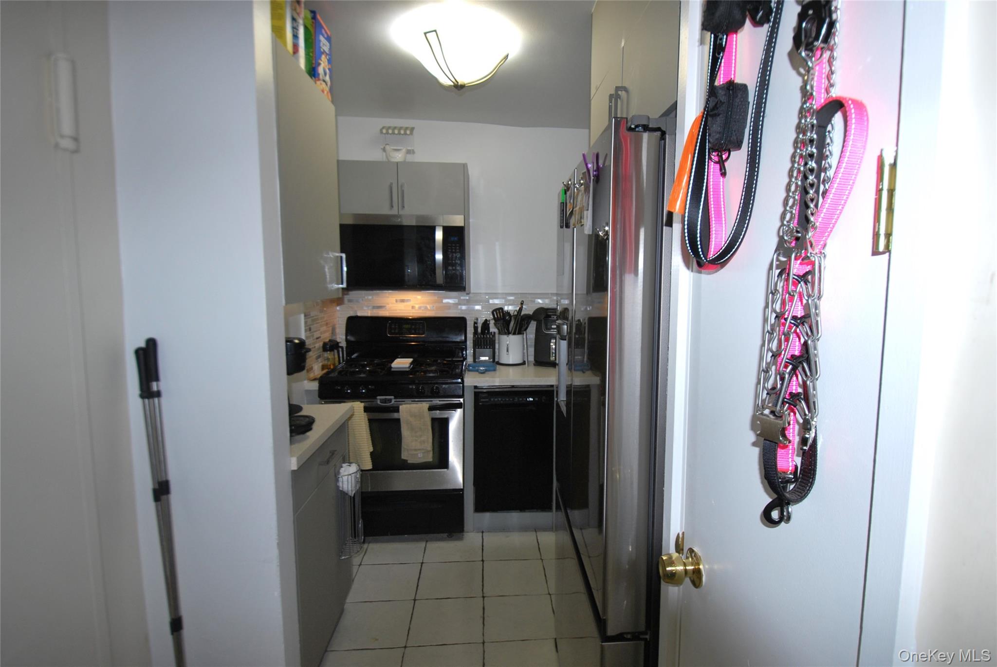5th image of 7 Balint Dr, Yonkers, NY 10701