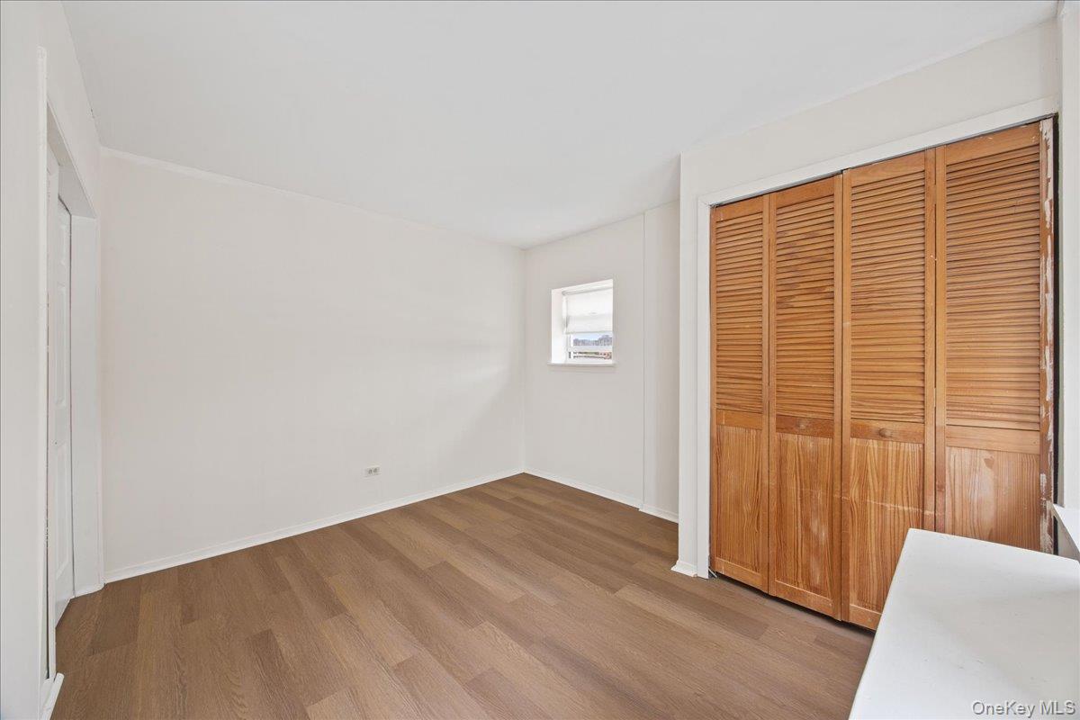 21st image of 976 Sackett Ave, Bronx, NY 10462 | MLS# 965418