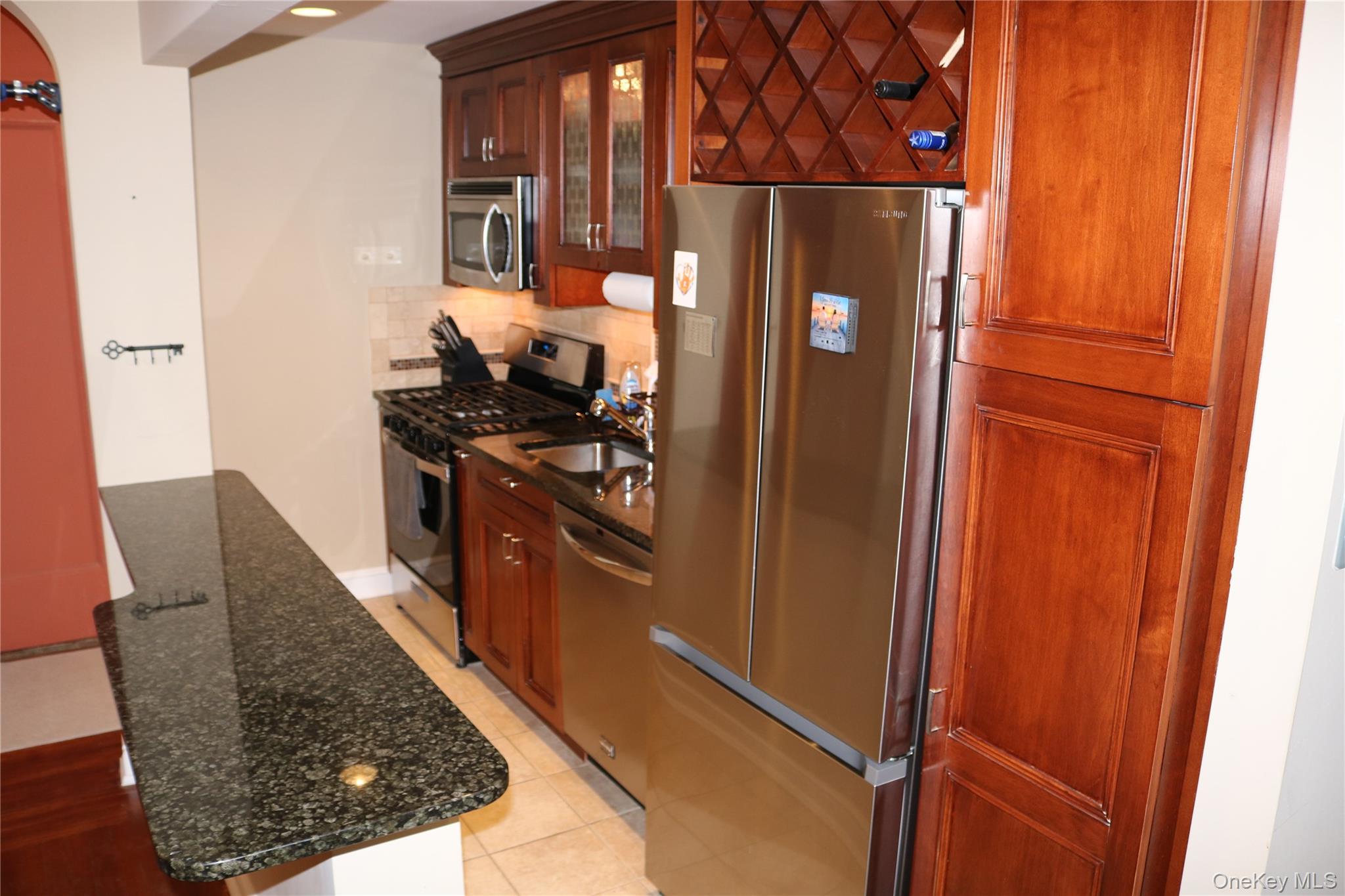 Homes for sale in New Rochelle, NY | 1273 North Ave #3G, New Rochelle, NY 10804 | MLS# 965611