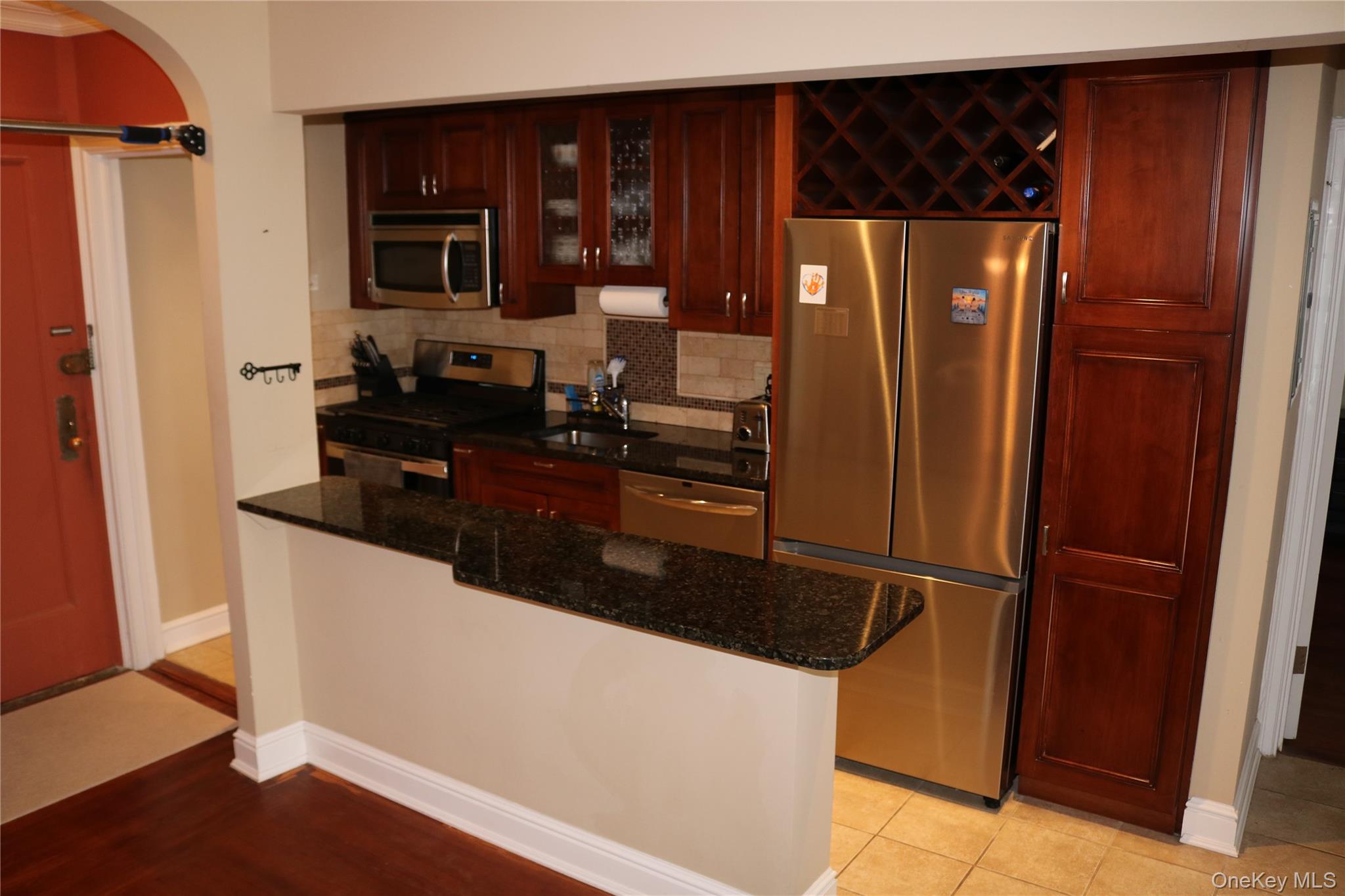 Homes for sale in New Rochelle, NY | 1273 North Ave #3G, New Rochelle, NY 10804 | MLS# 965611