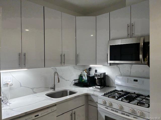 Homes for sale in New Rochelle, NY | 1250 North Ave #106, New Rochelle, NY 10804 | MLS# 967632