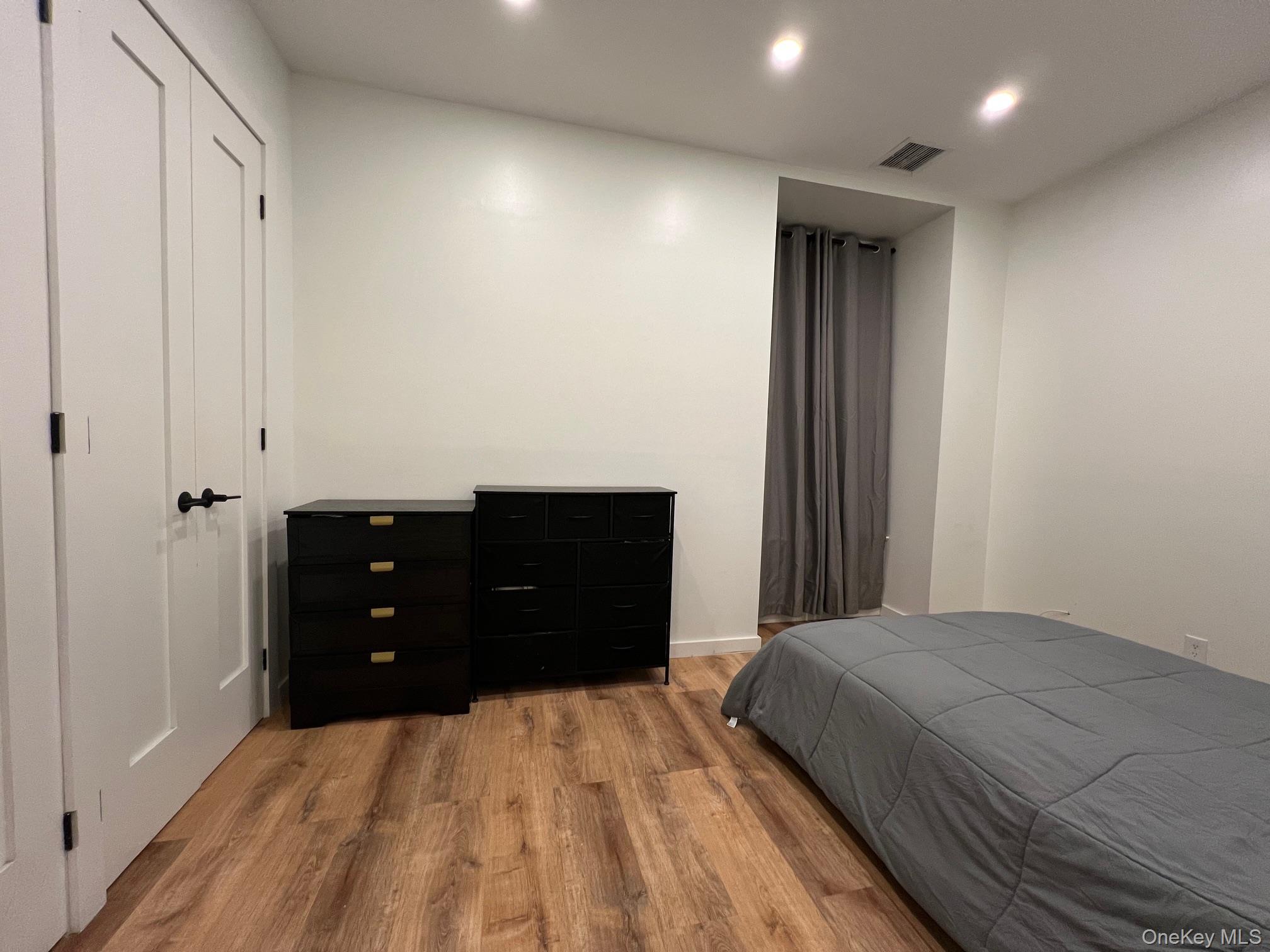 Homes for sale in New Rochelle, NY | 1250 North Ave #106, New Rochelle, NY 10804 | MLS# 967632