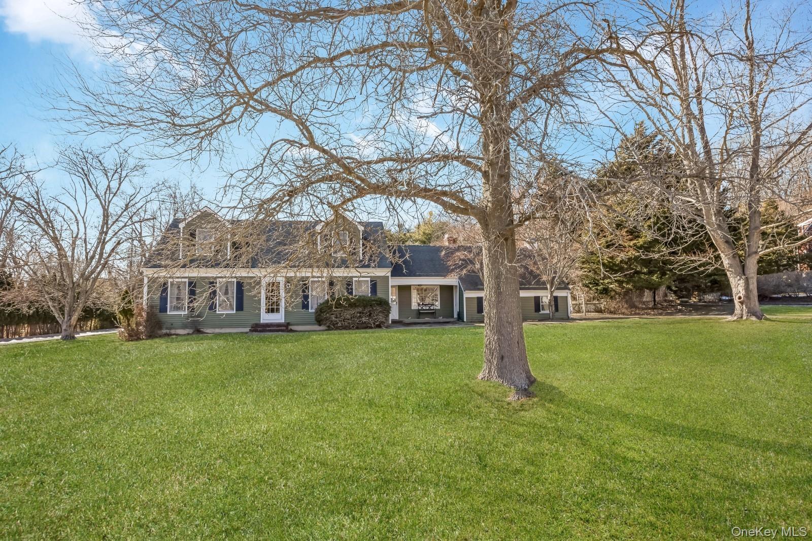 2nd image of 43 Farm Rd N, Riverhead, NY 11792 | MLS# 972718