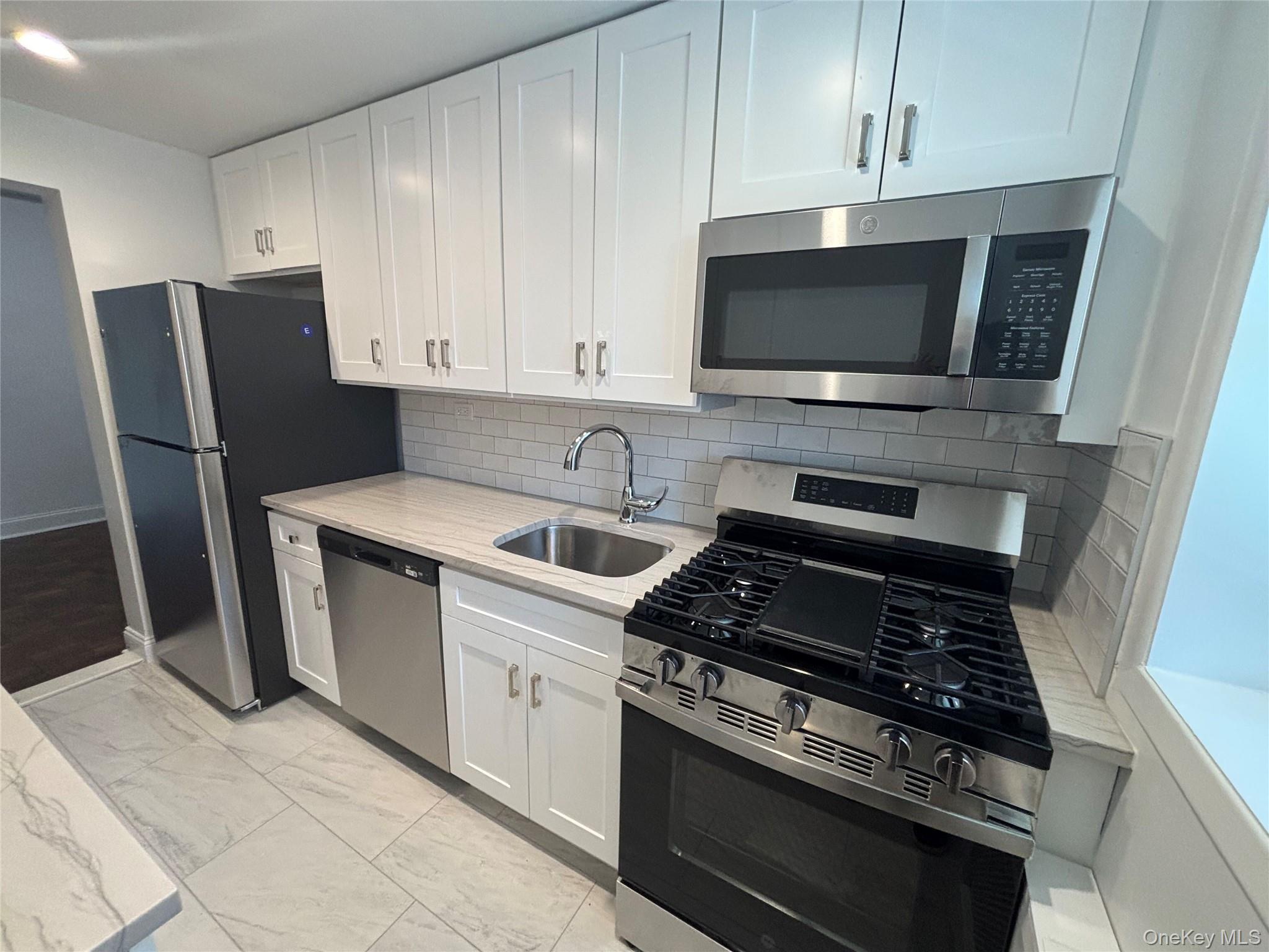 Homes for sale in Greenburgh, NY | 110 Draper Ln #SS6, Greenburgh, NY 10522 | MLS# 975144