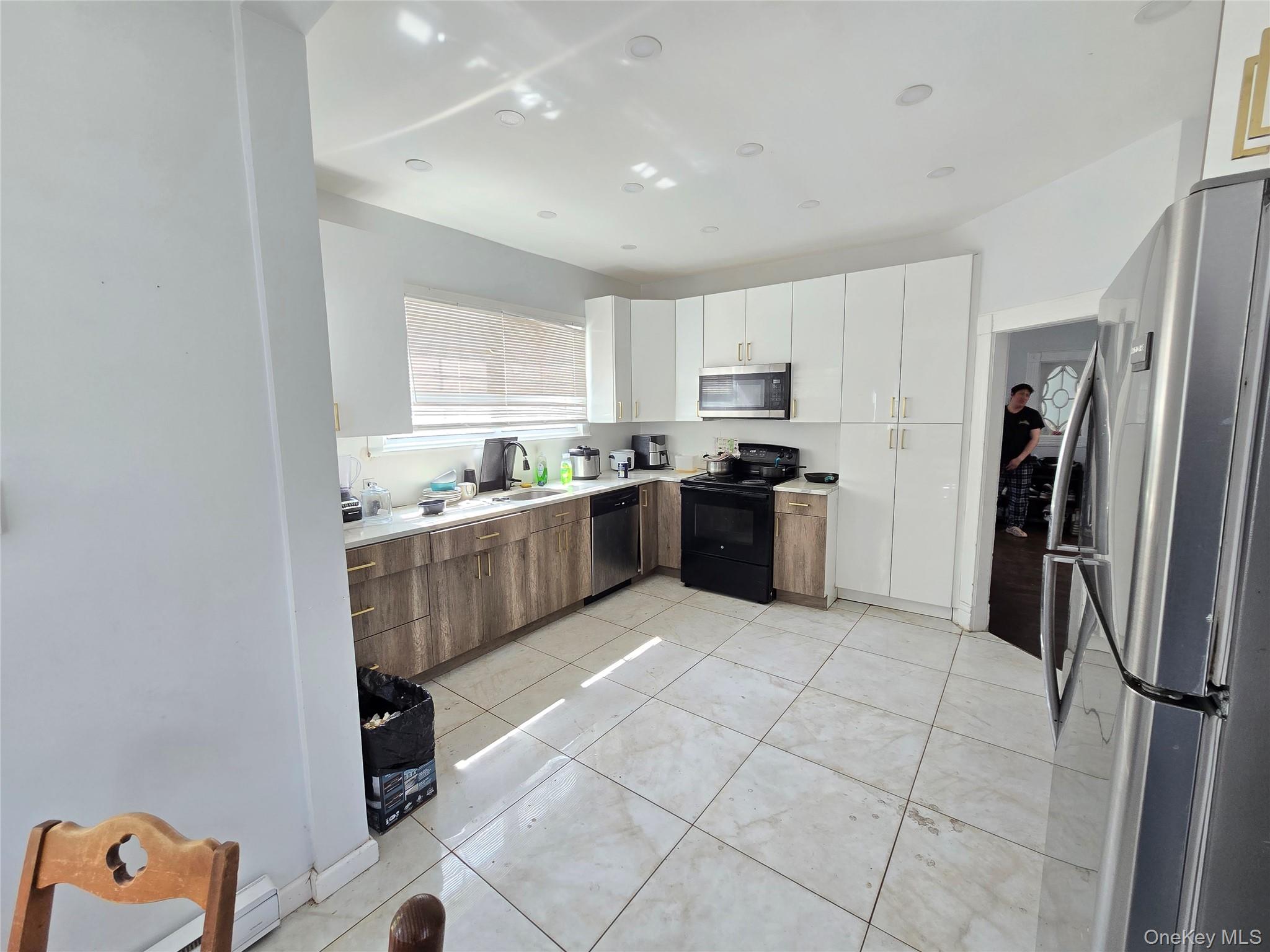 Photo 3 of Single family home for sale at 28 Lake St, Thompson, NY 12701 | MLS# 976024 | Listing updated on 2026-04-24