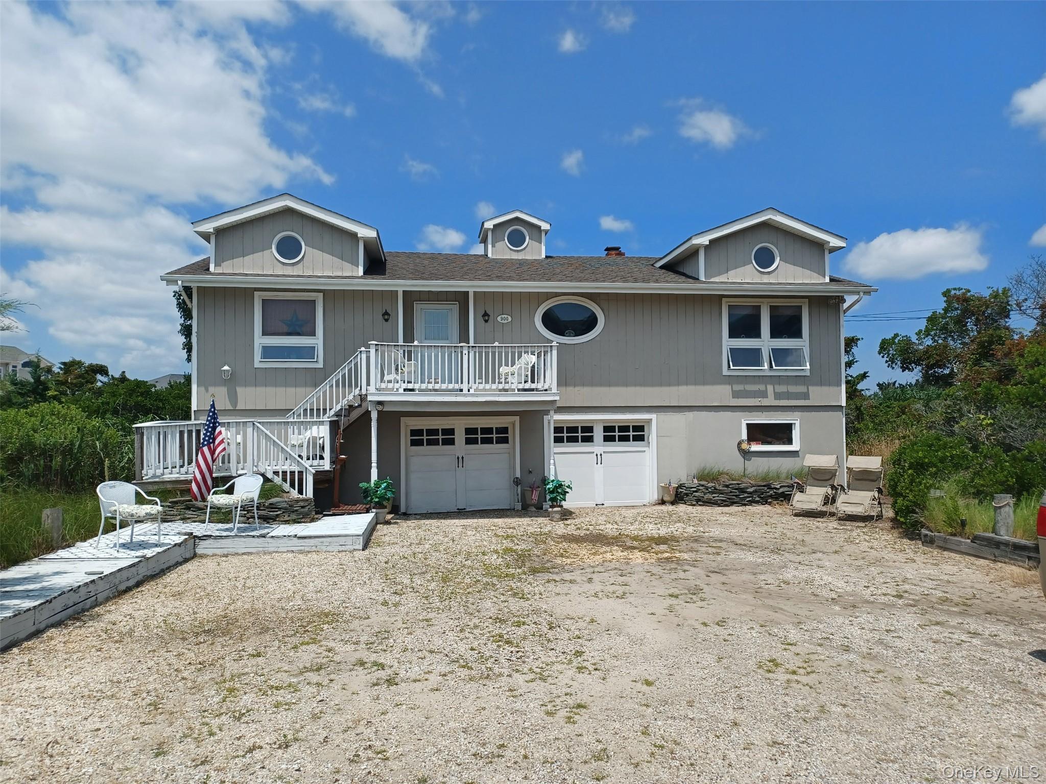 1st image of 900 Dune Rd, Southampton, NY 11978 | MLS# 977041
