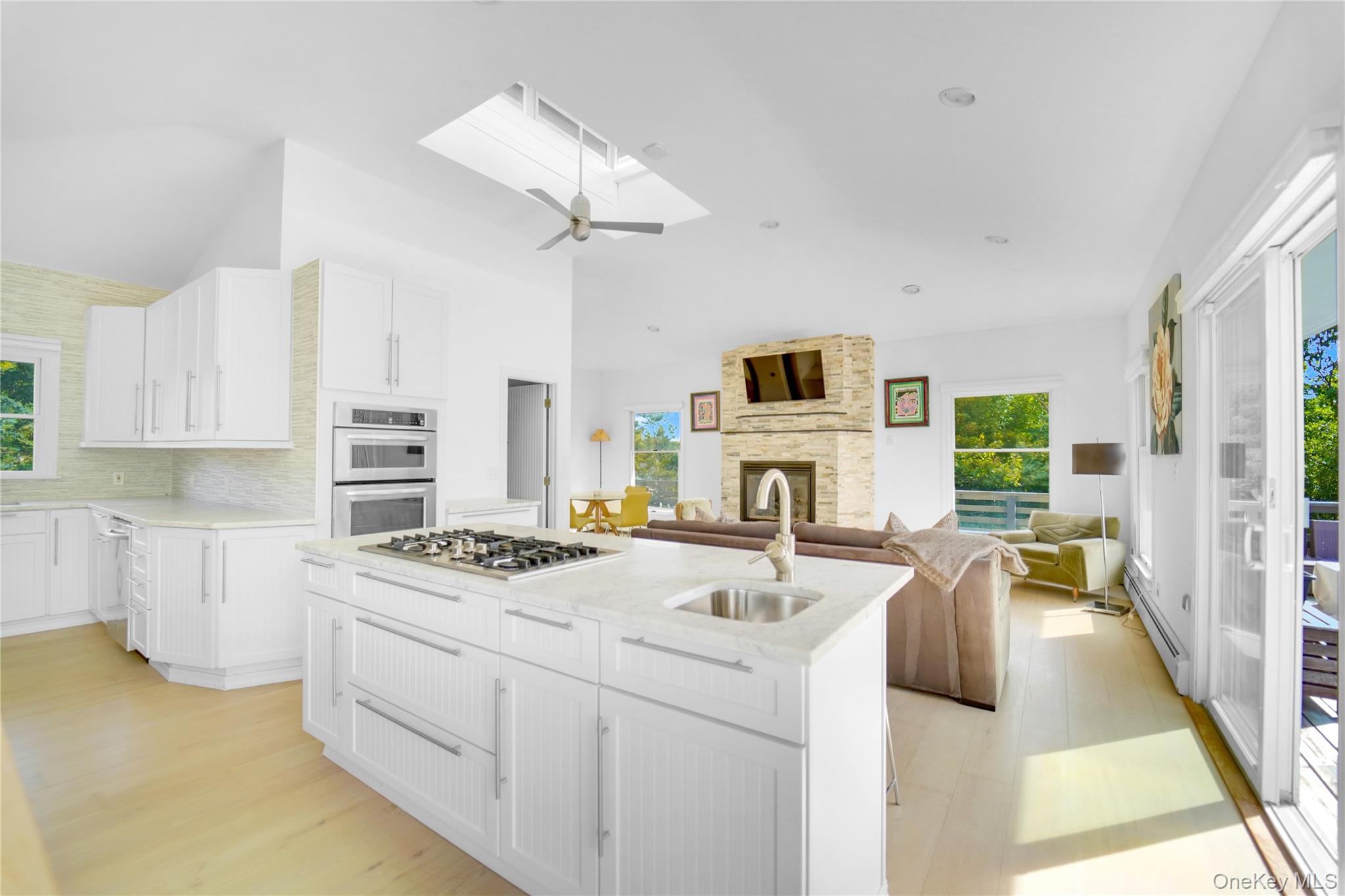3rd image of 3 Jefferson Ave, Southampton, NY 11946 | MLS# 977846