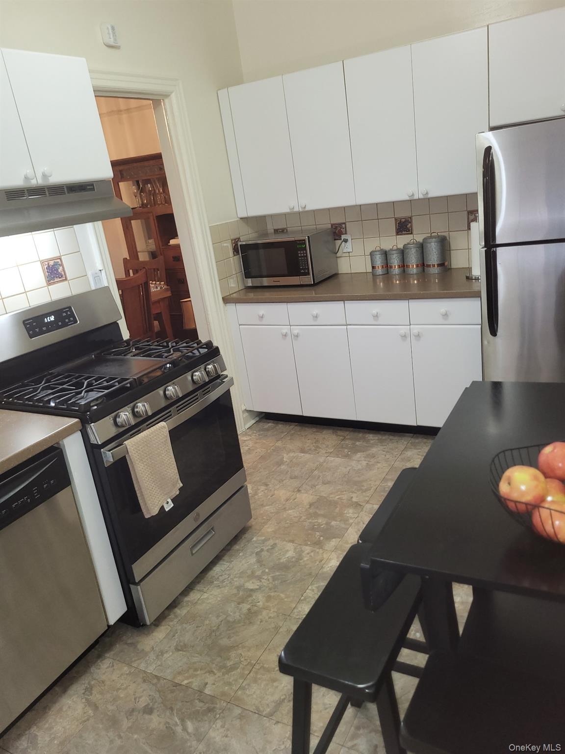 5th image of 35-40 82Nd St, New York, NY 11372