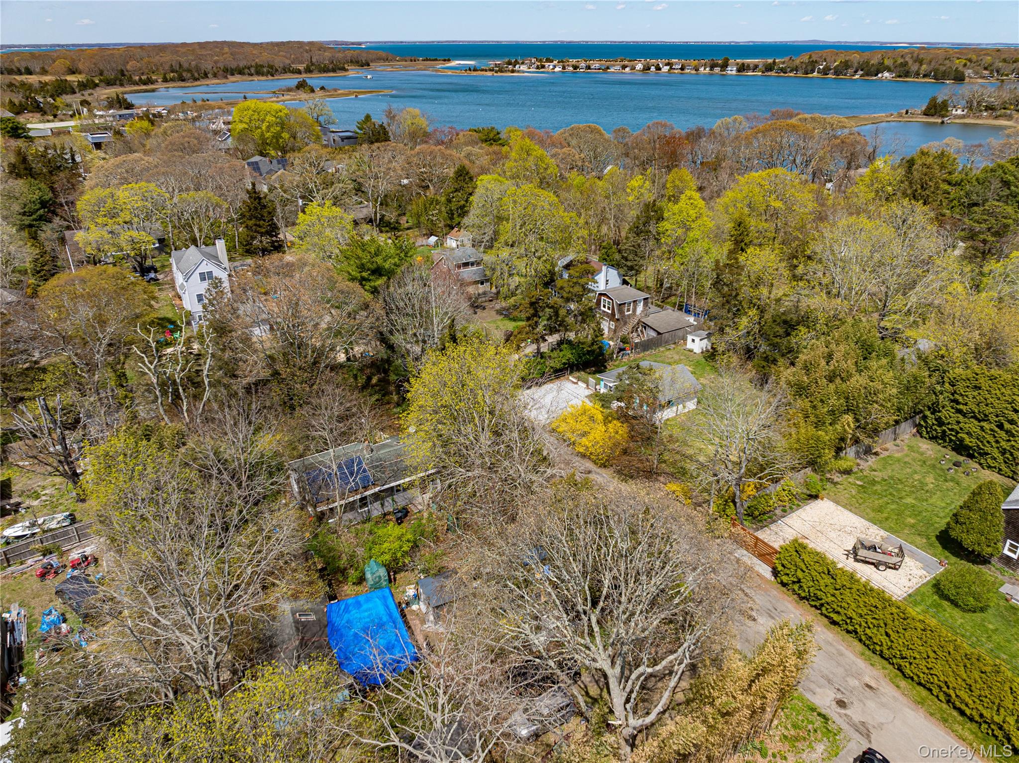 4th image of 33 Locust Ave, Southampton, NY 11968