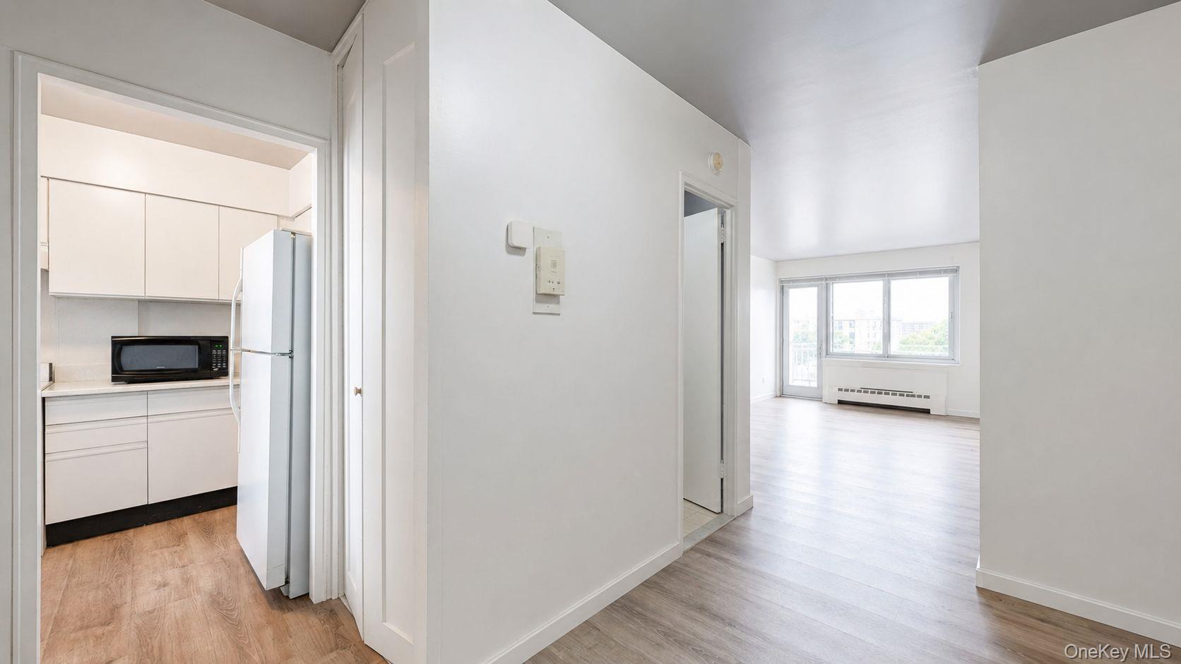 5th image of 61-15 97Th St #15C, New York, NY 11374 | MLS# 978942