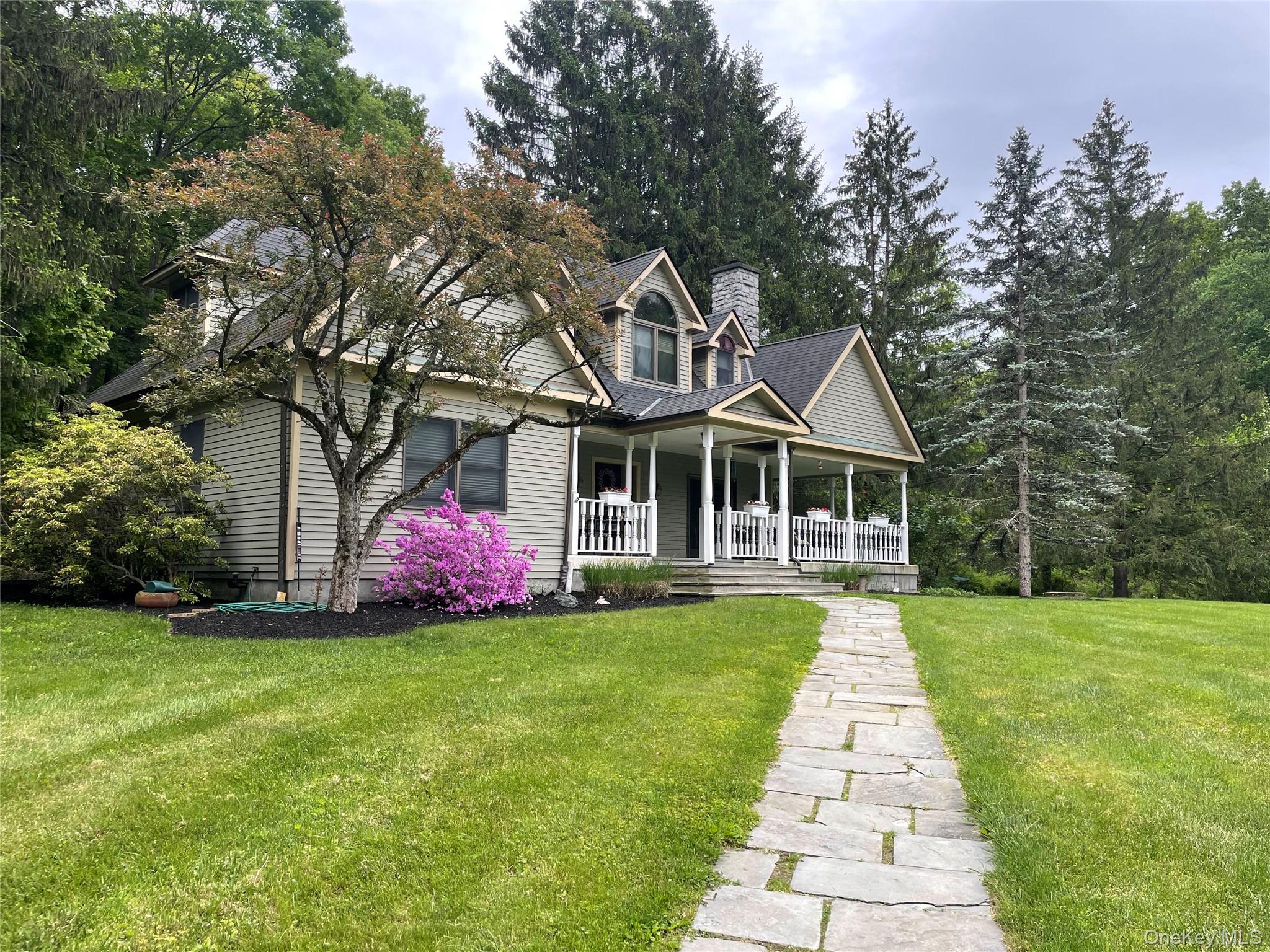 Homes for sale in La Grange, NY | 256 Overlook Rd, La Grange, NY 12603 | MLS# 979263