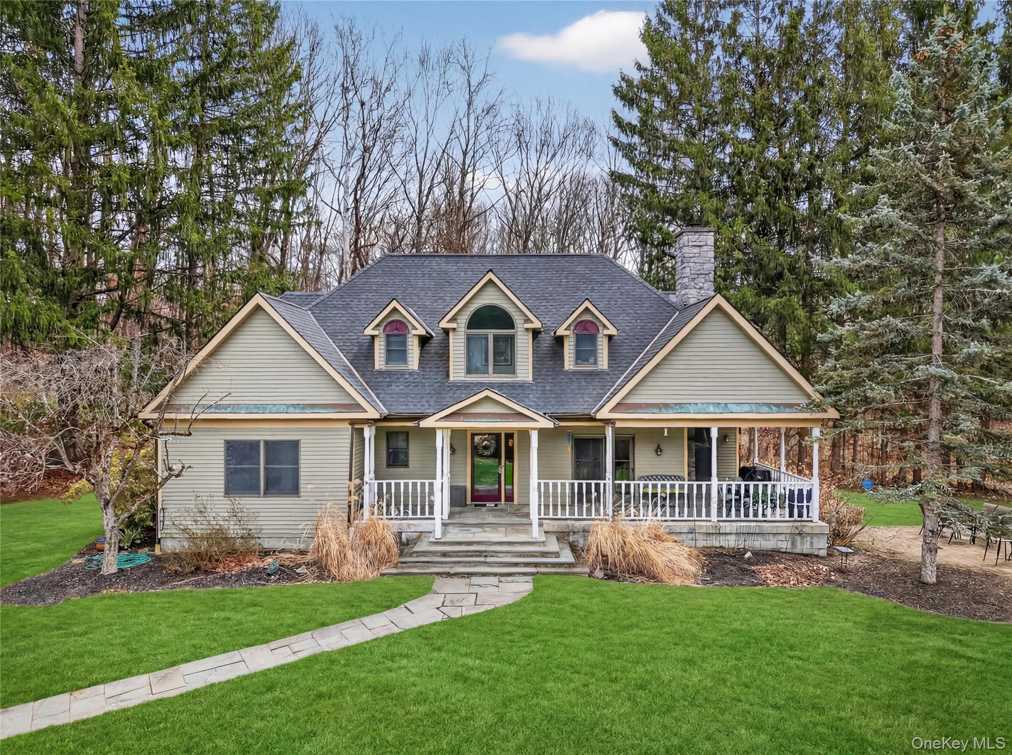 Homes for sale in La Grange, NY | 256 Overlook Rd, La Grange, NY 12603 | MLS# 979263