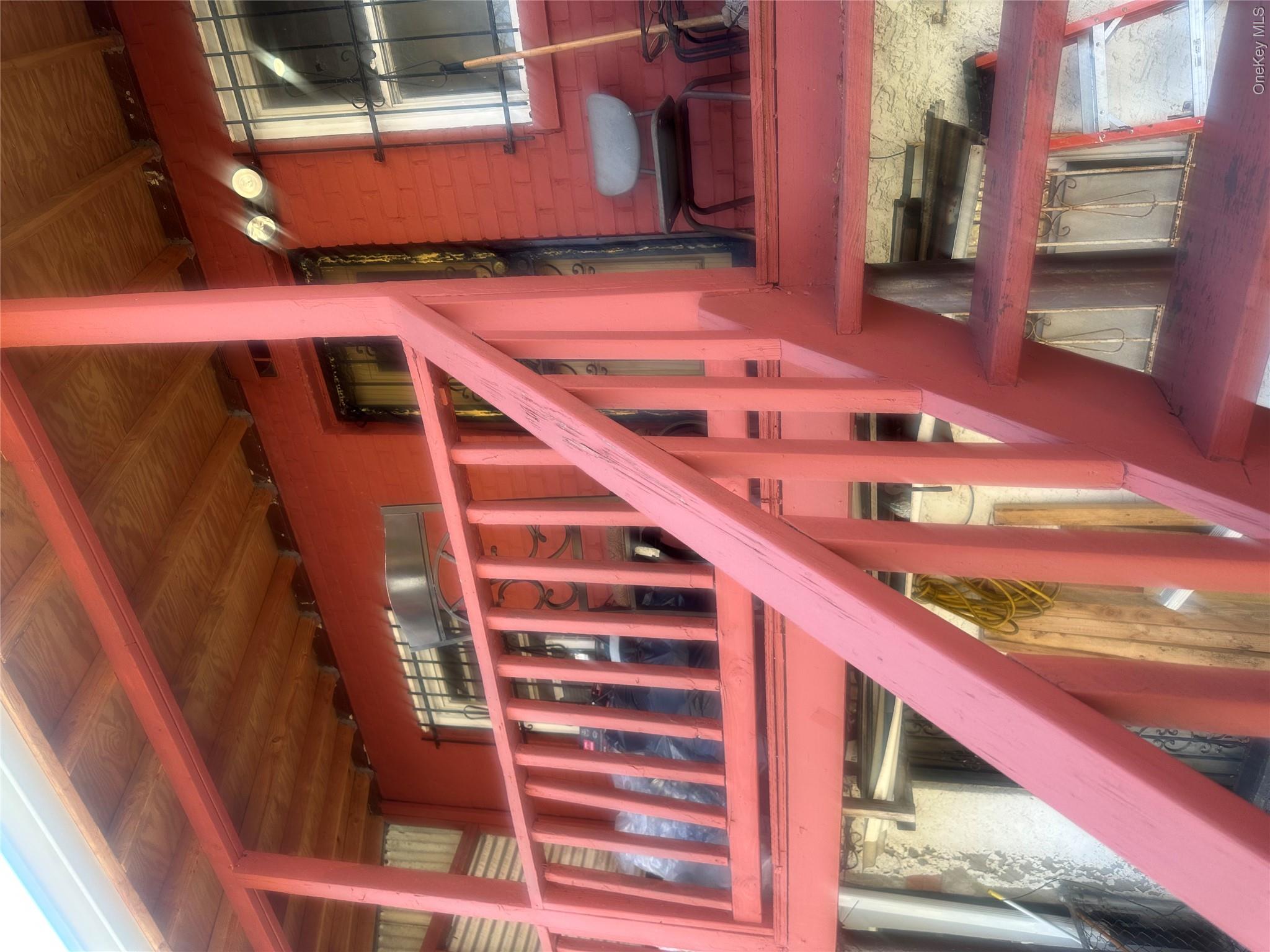 10th image of 1115 N East 214th St St, New York, NY 10469 | MLS# 979659