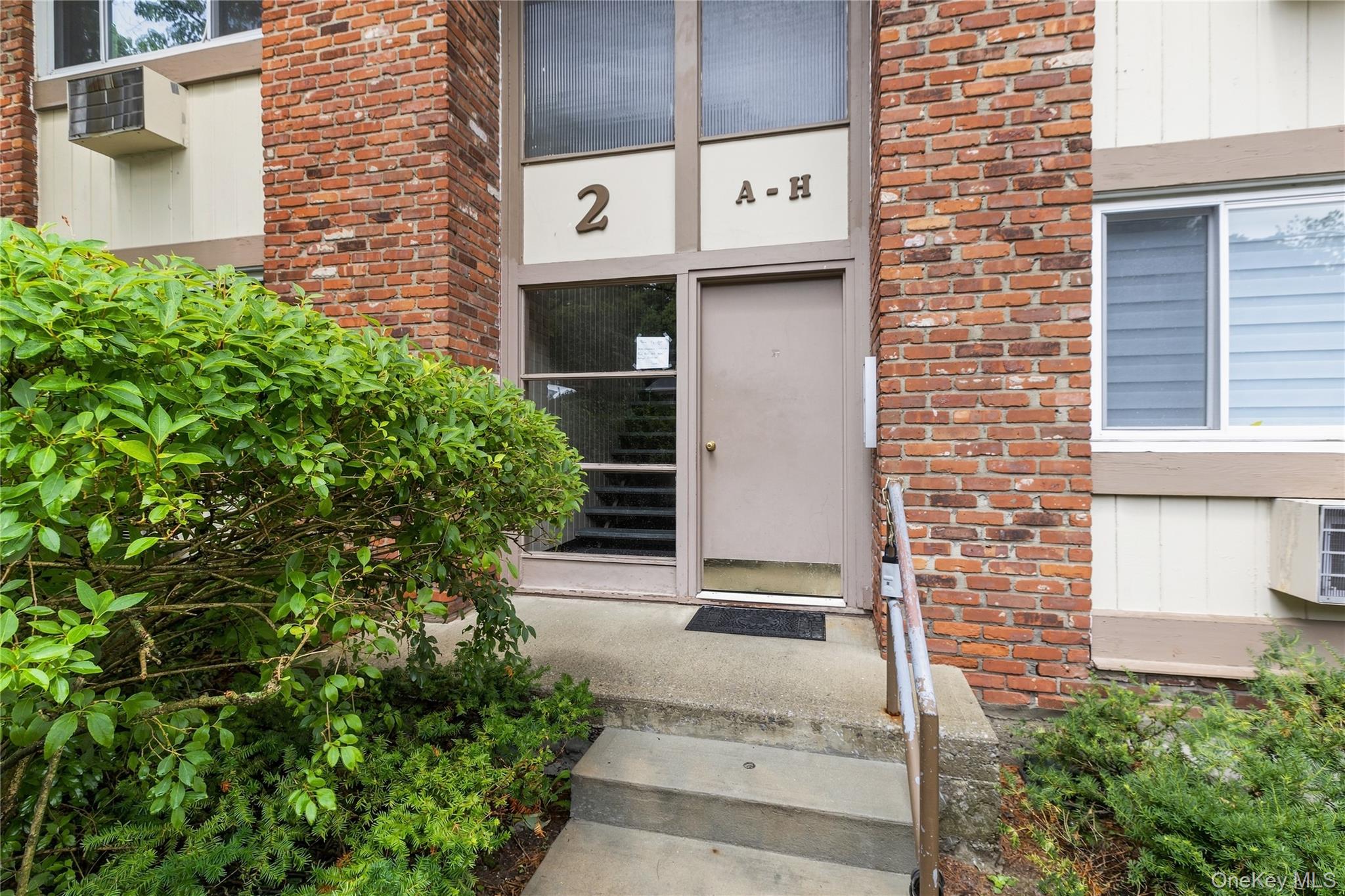 1st image of 2 Woods End Cir #E, Peekskill, NY 10566 | MLS# 980007
