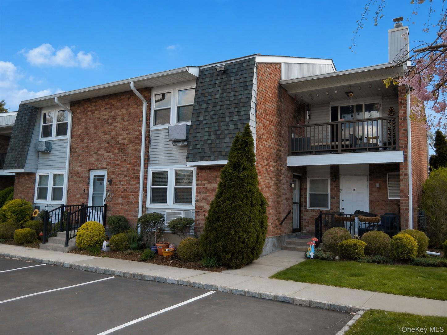 Homes for sale in Babylon, NY | 146 Millard Ave #146, Babylon, NY 11704 | MLS# 980669