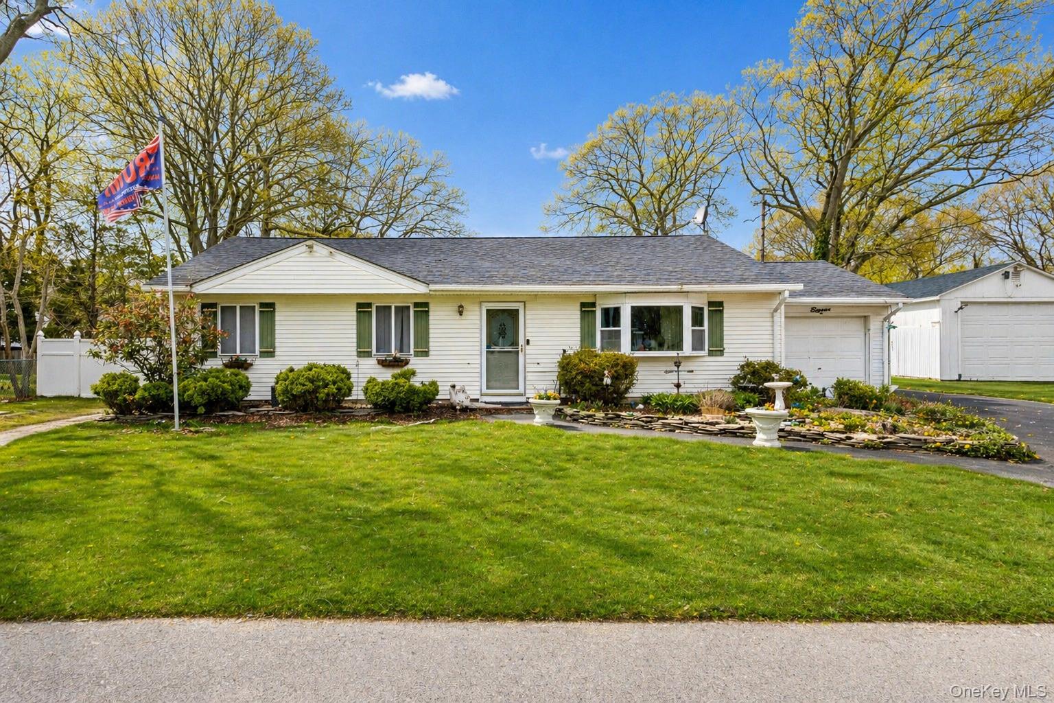 3rd image of 11 Seaford Rd, Mastic Beach, NY 11951 | MLS# 980986