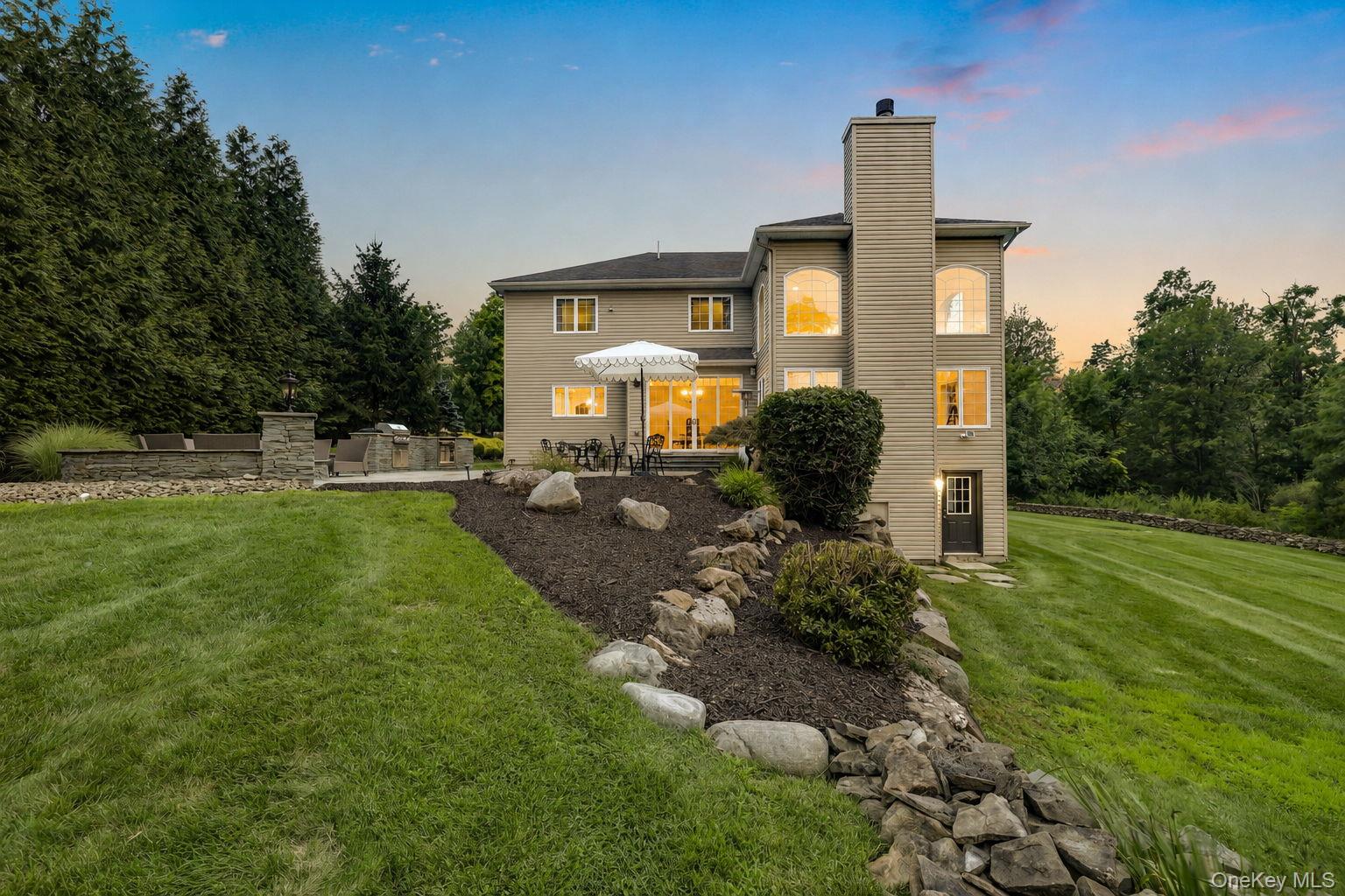 2nd image of 31 Greenwich Ave, Woodbury, NY 10917 | MLS# 983984