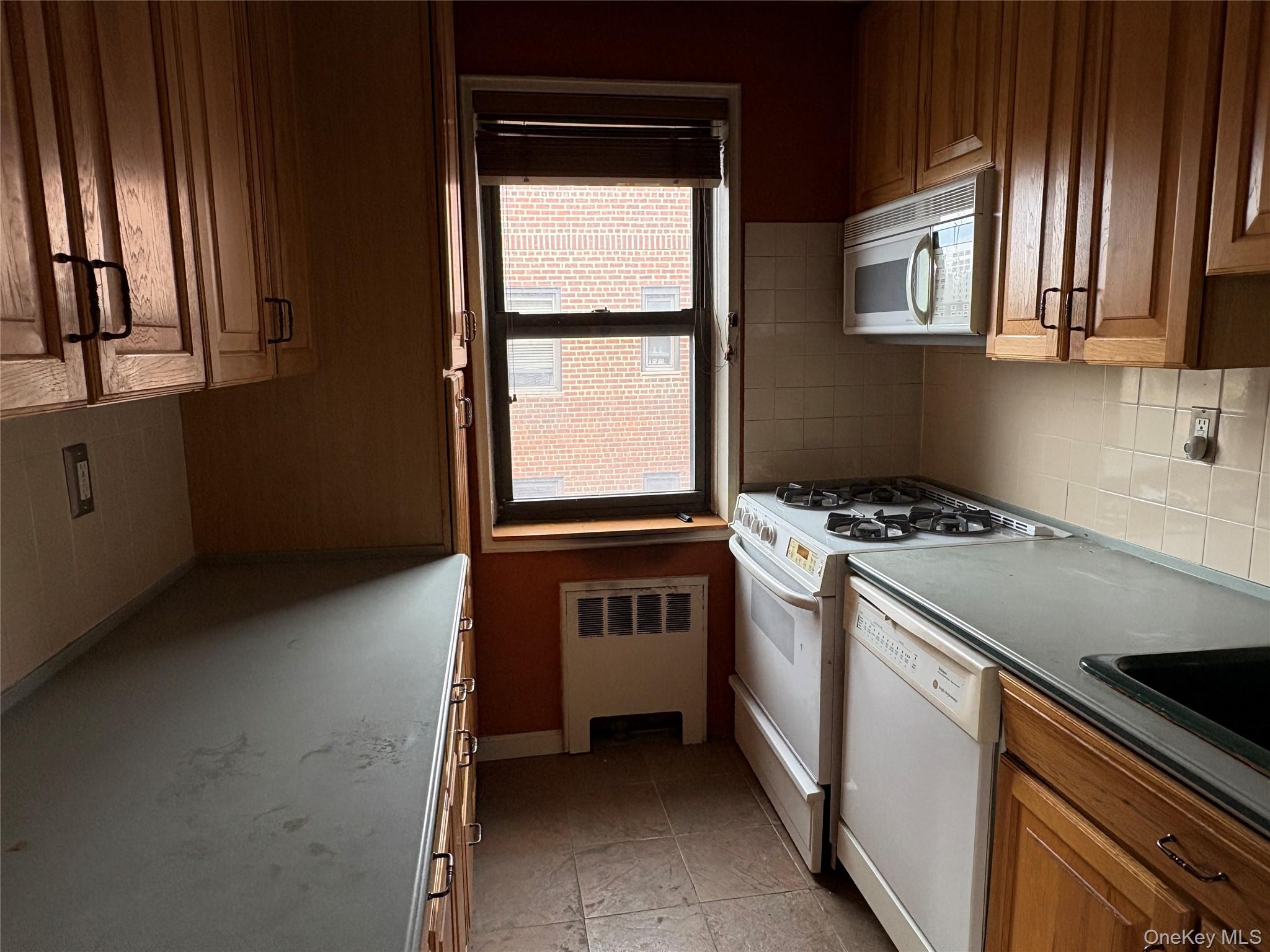 13th image of 640 Pelham Rd #6F, New Rochelle, NY 10805 | MLS# 985723