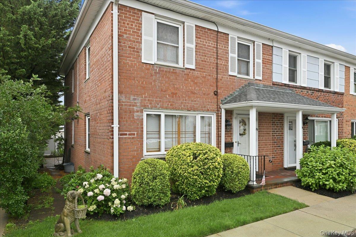 3rd image of 1810 Front St, Hempstead, NY 11554