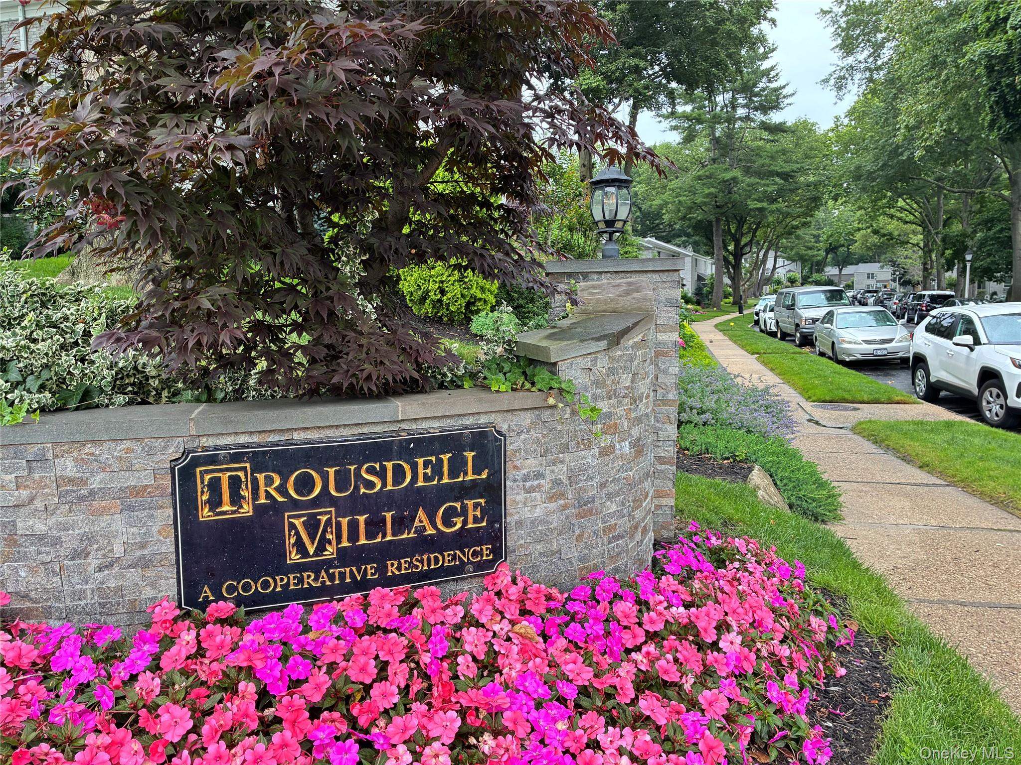 1st image of 77 Glen Keith Rd #77L, Oyster Bay, NY 11542 | MLS# 986715