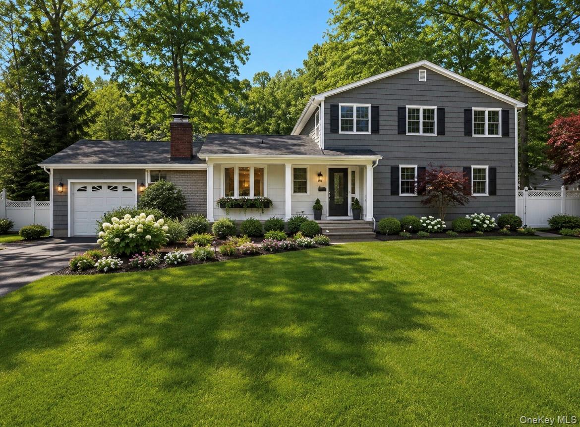Homes for sale in Brookhaven, NY | 8 Mahogany Rd, Brookhaven, NY 11778 | MLS# 986724