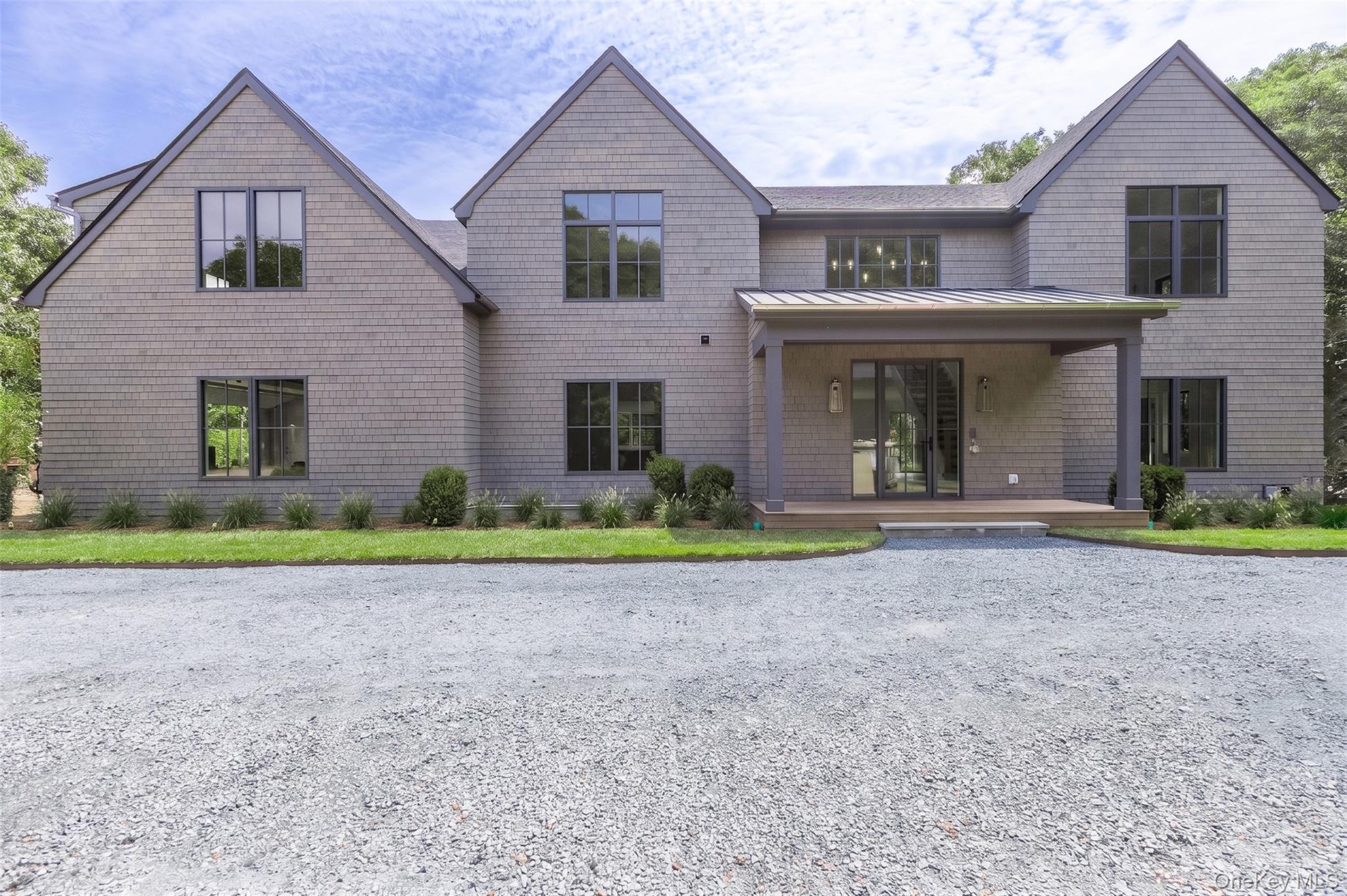 2nd image of 190a South Country Rd, Southampton, NY 11960 | MLS# 986892