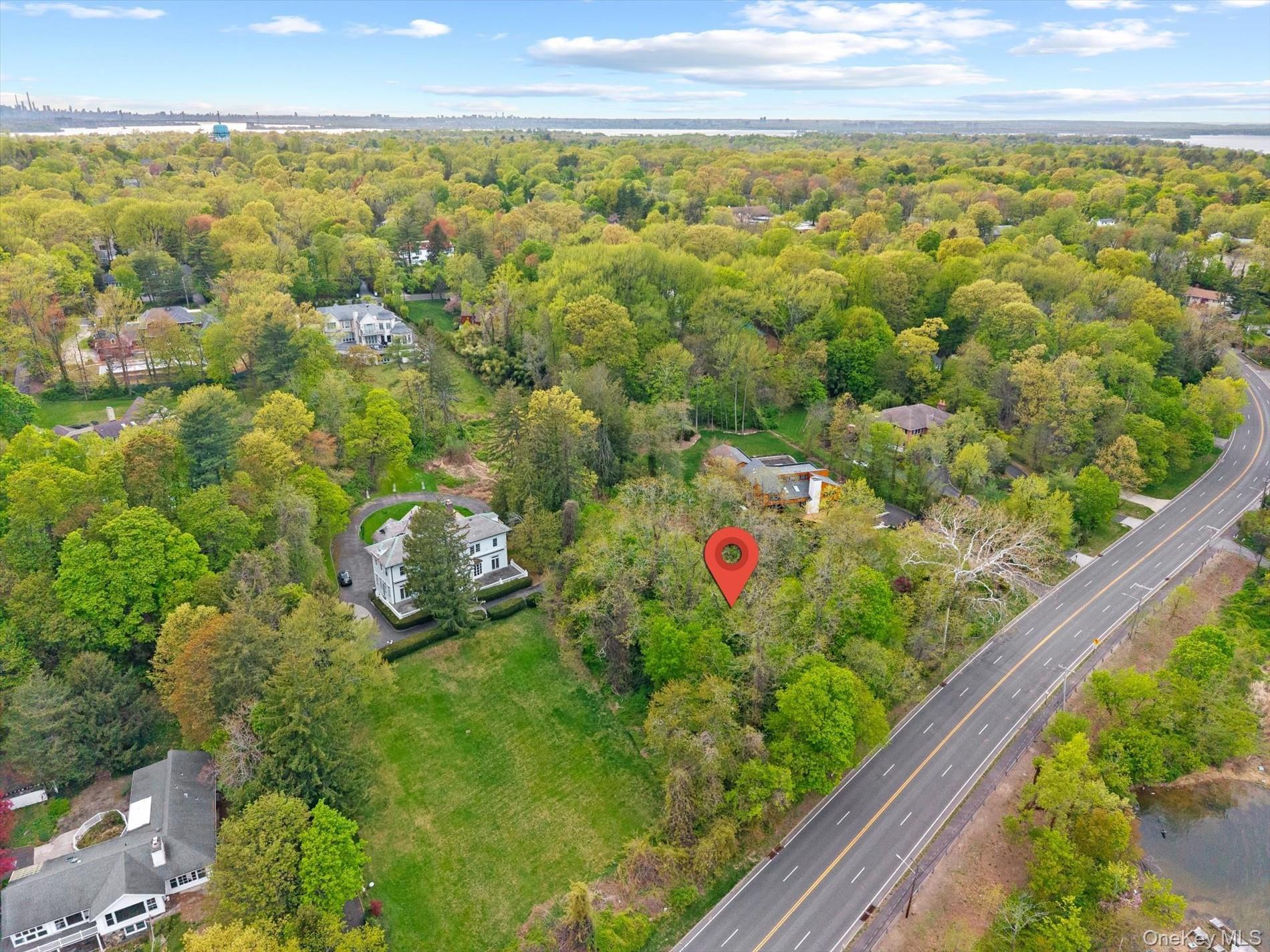 Homes for sale in North Hempstead, NY | 367a E Shore Rd, North Hempstead, NY 11023 | MLS# 987867