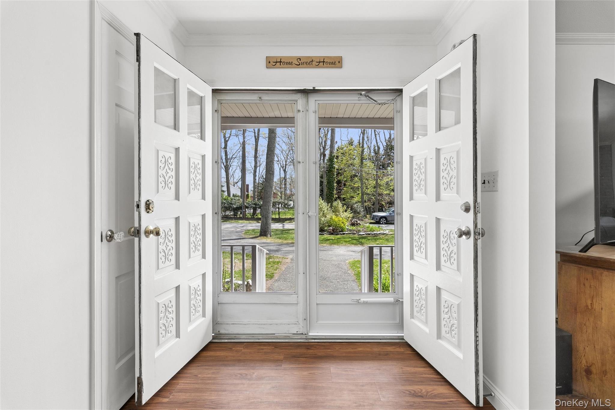 3rd image of 680 Westview Dr, Southold, NY 11952 | MLS# 987905