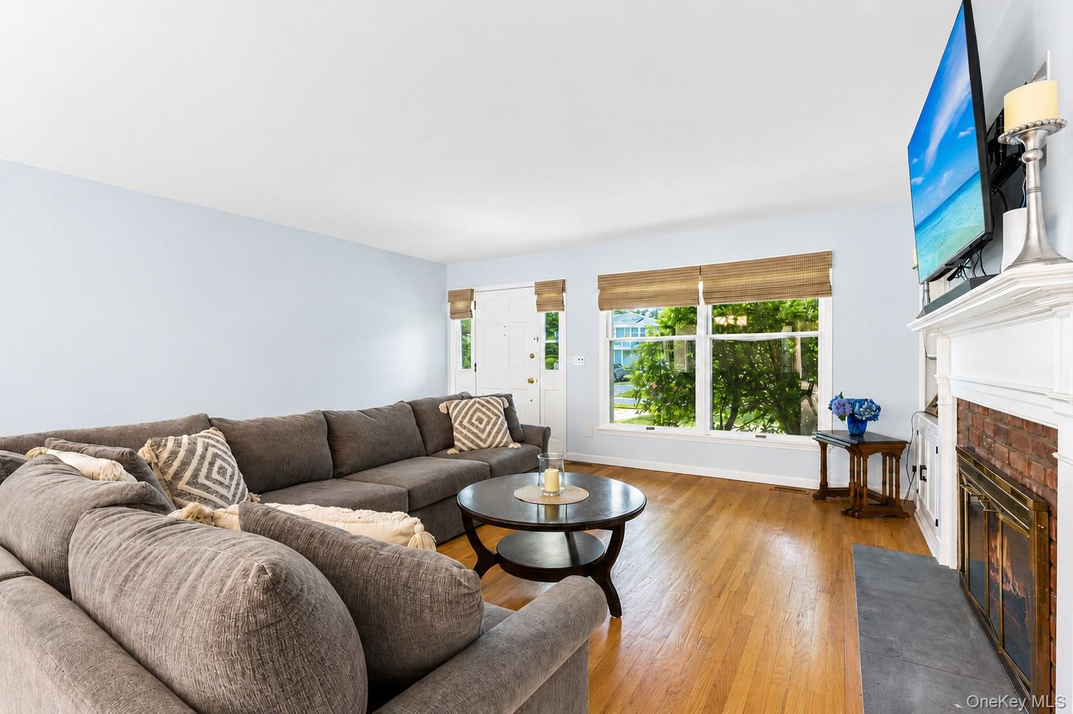 5th image of 11 White Birch Trl, Southampton, NY 11942 | MLS# 989050