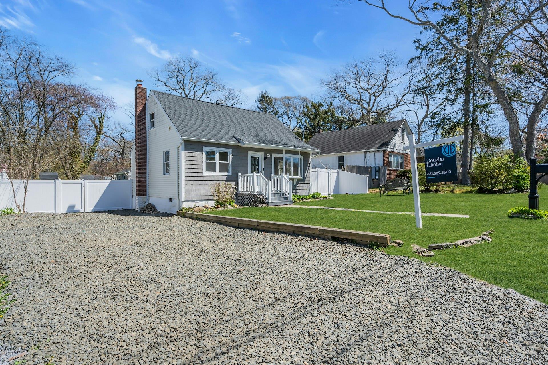 Homes for sale in Brookhaven, NY | 133 Lakeview Dr, Brookhaven, NY 11951 | MLS# 989556