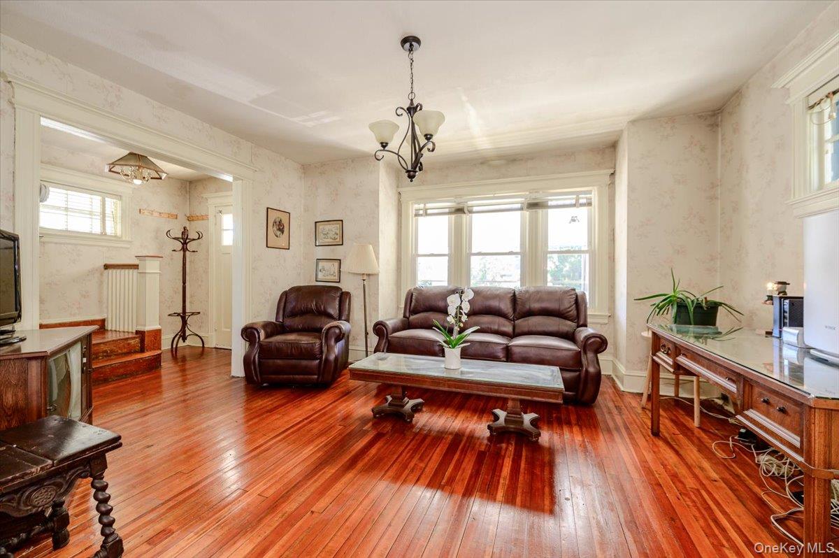 5th image of 548 Davis Ave, New York, NY 10310 | MLS# 990086