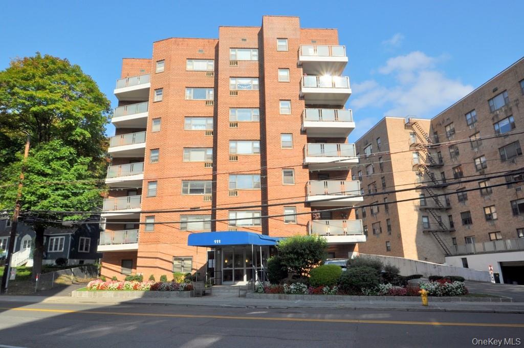 Homes for sale in Greenburgh, NY | 111 E Hartsdale Ave, Greenburgh, NY 10522