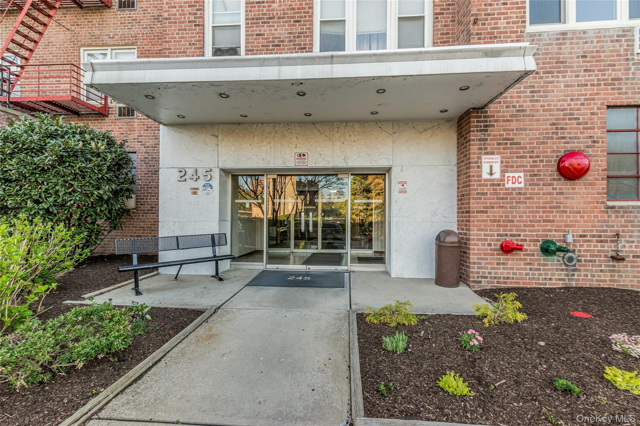 3rd image of 245 Rumsey Rd #8T, Yonkers, NY 10701 | MLS# 991327