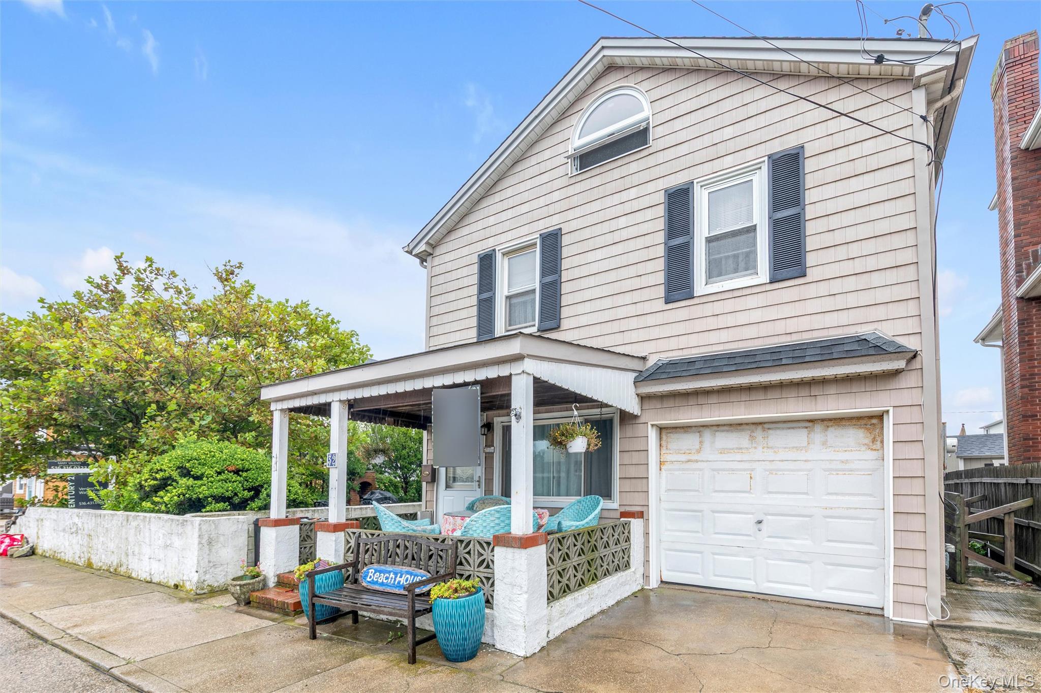 2nd image of 32 Buffalo Ave, Hempstead, NY 11561 | MLS# 994514