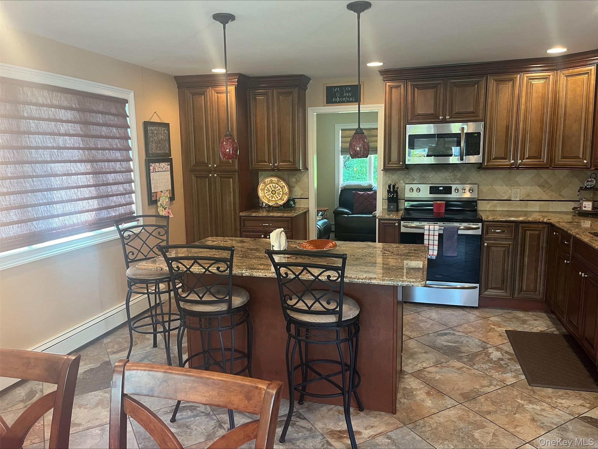 3rd image of 385 Garden St, Islip, NY 11795 | MLS# 994942