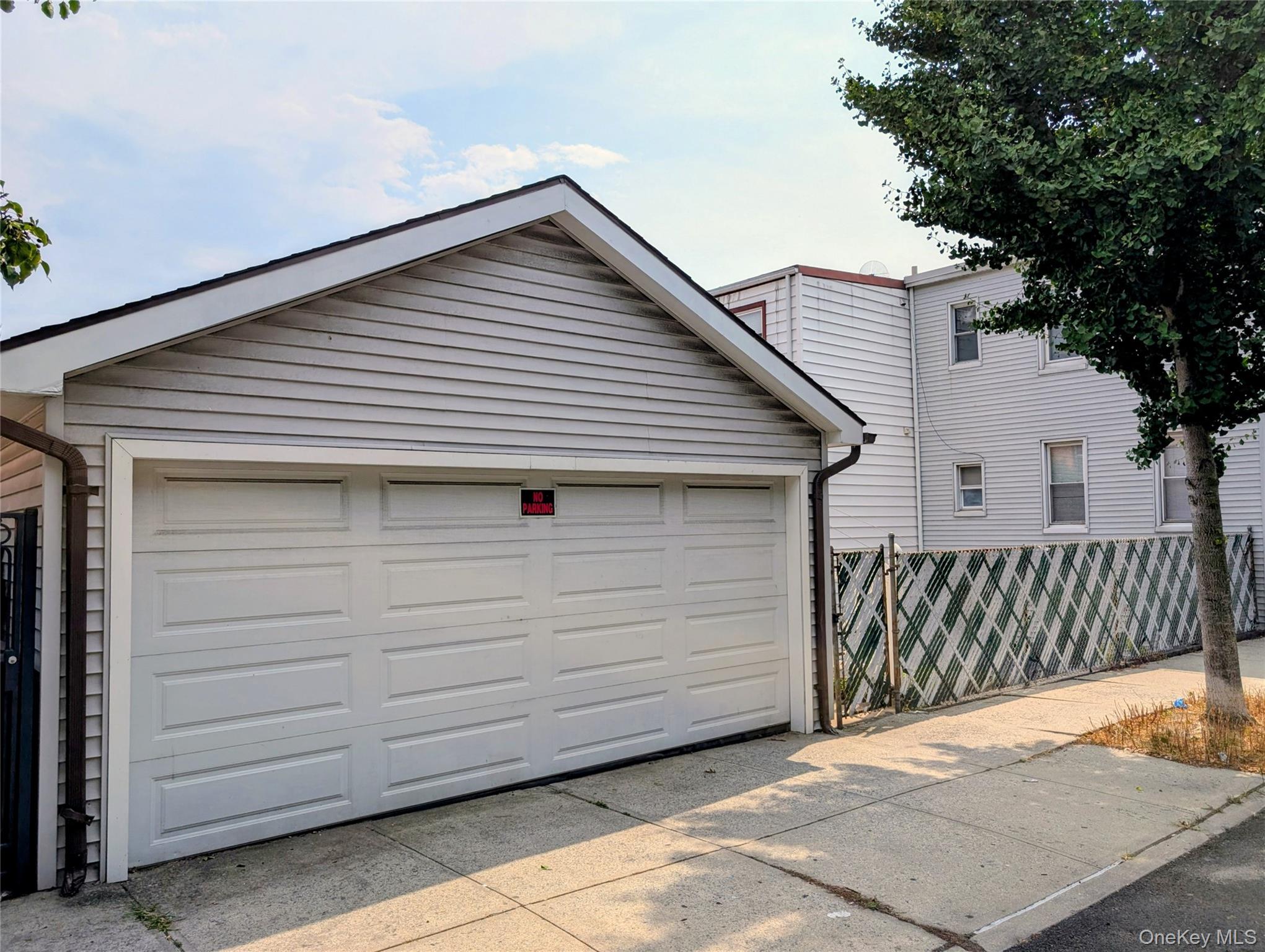 2nd image of 60 27 60 St, New York, NY 11378 | MLS# 996389