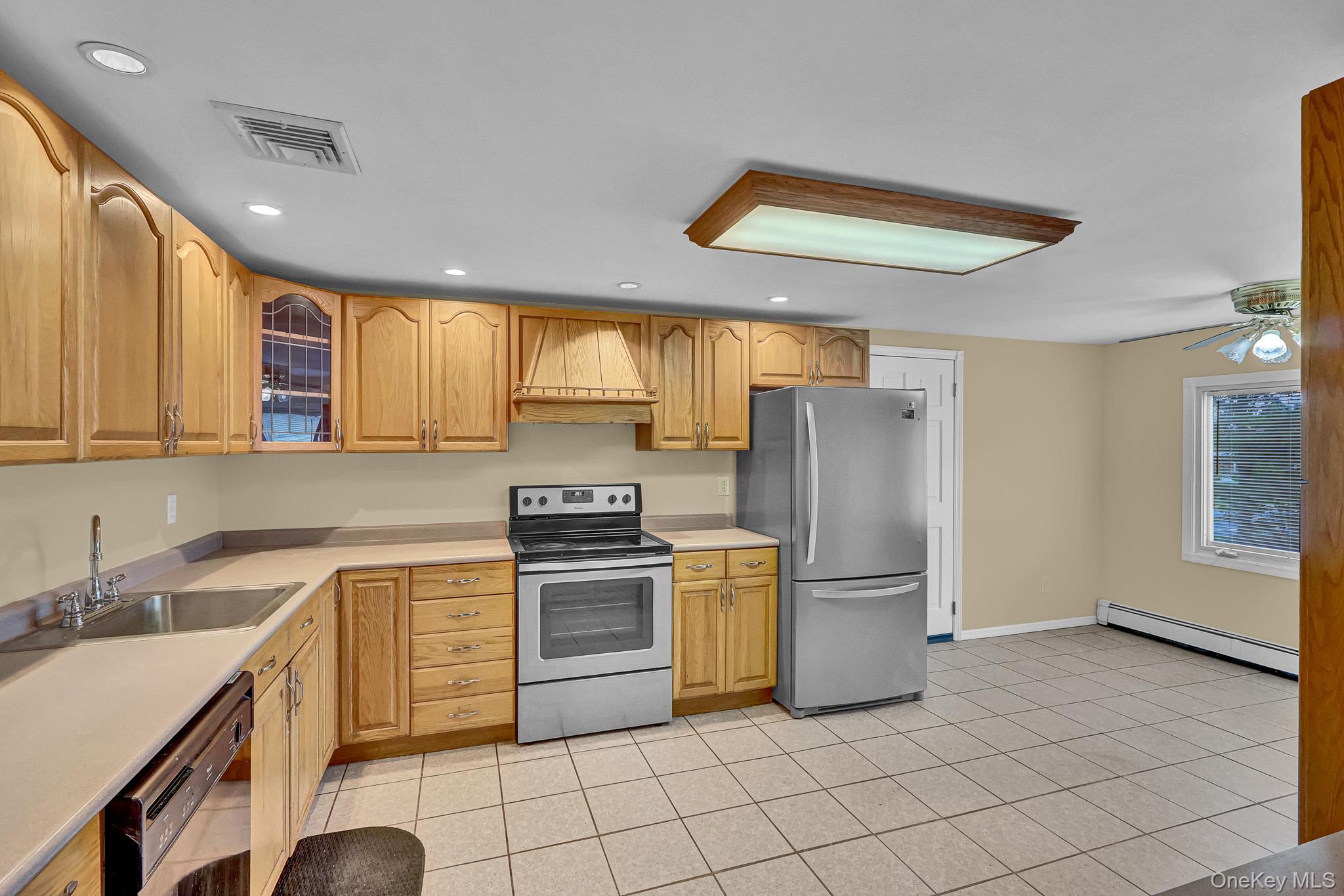 3rd image of 54 College Hills Dr, Brookhaven, NY 11738 | MLS# 998151
