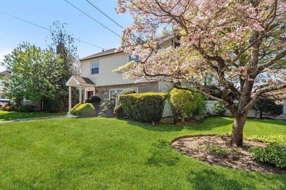 3rd image of 99 Norwood Ave, Hempstead, NY 11565 | MLS# 998230