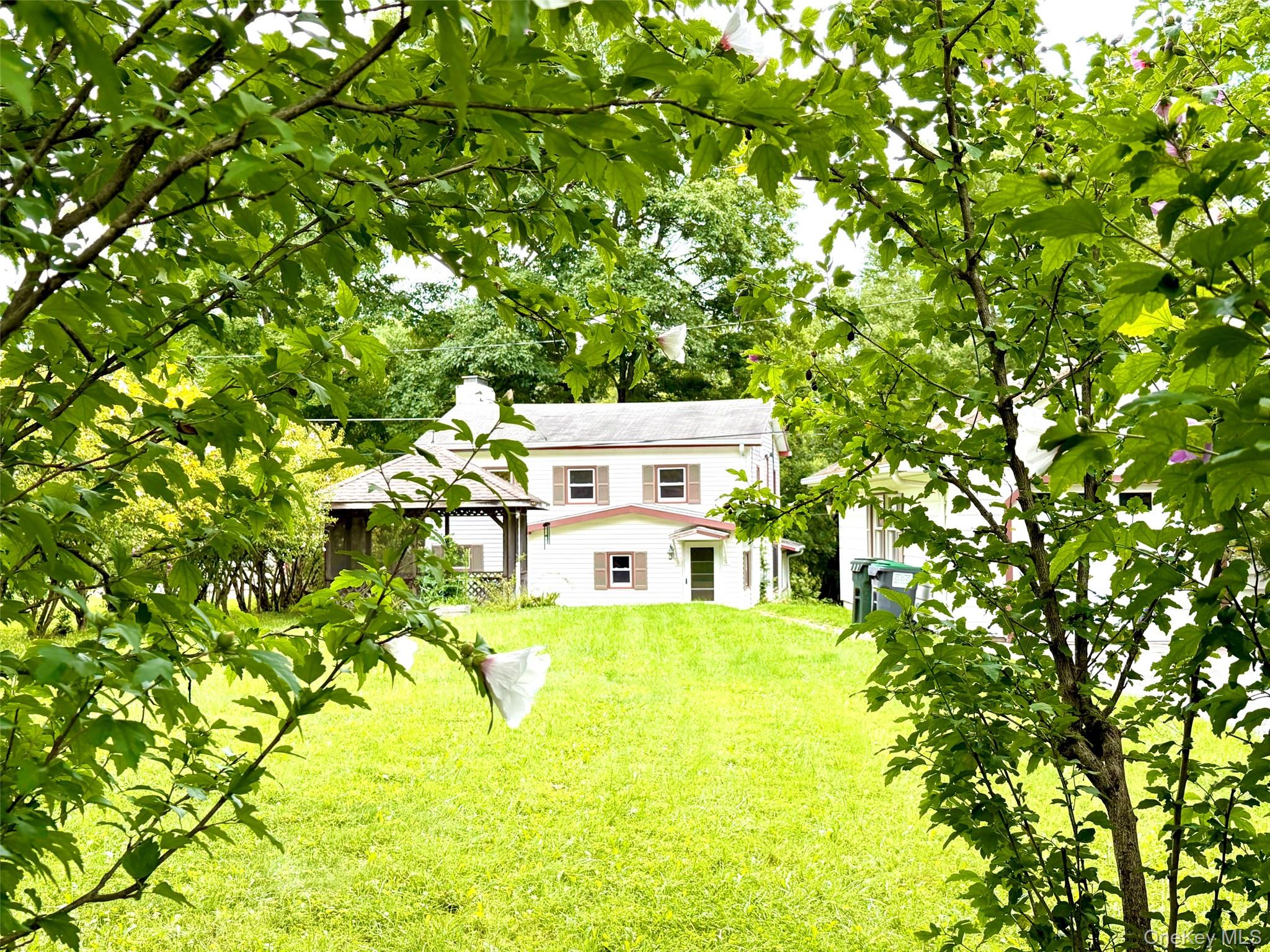 2nd image of 1232 Old Ford Cir, New Paltz, NY 12561 | MLS# 998328