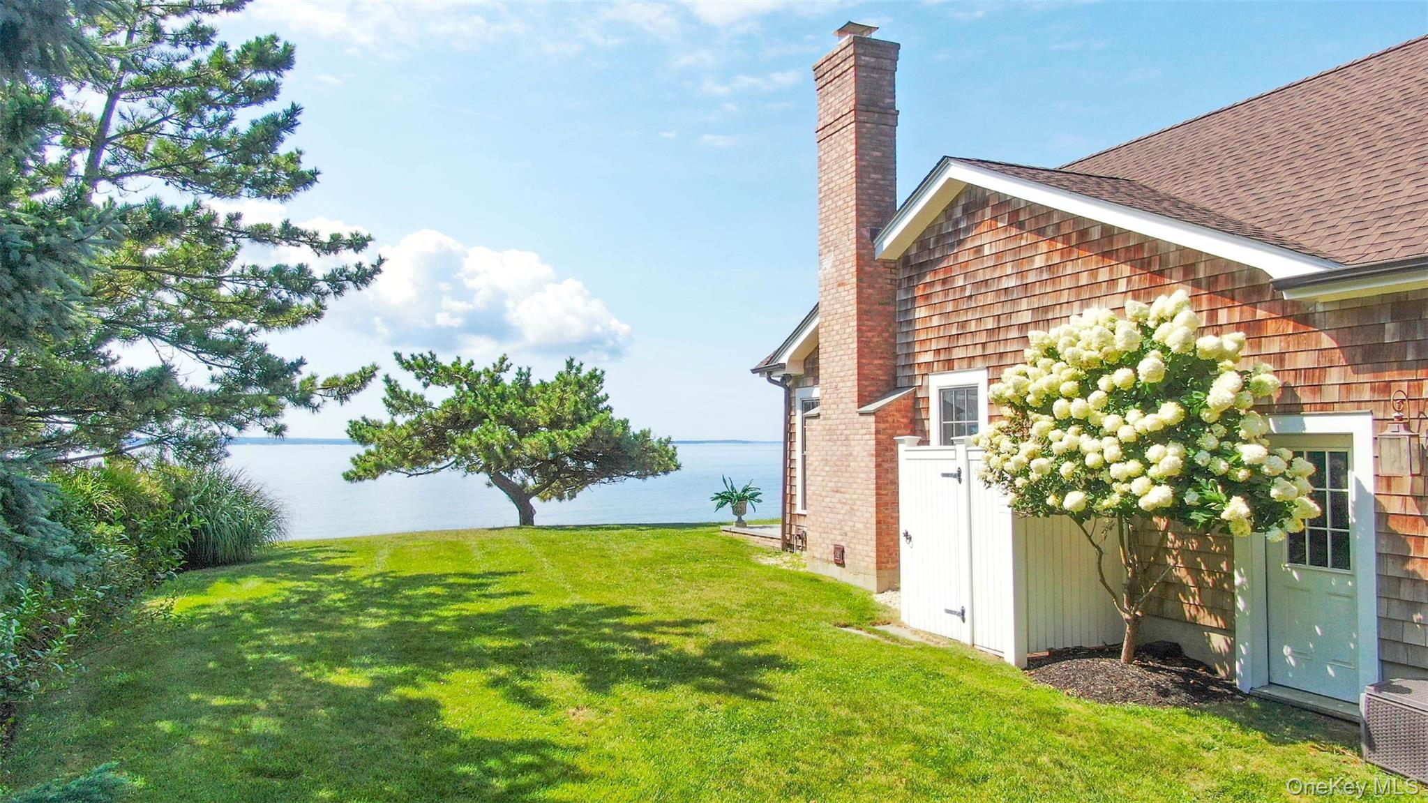 4th image of 920 Cedar Point Dr E, Southold, NY 11971 | MLS# 999173