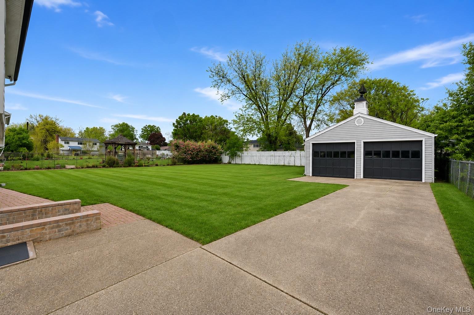 3rd image of 1413 Peters Blvd, Islip, NY 11706 | MLS# 999944